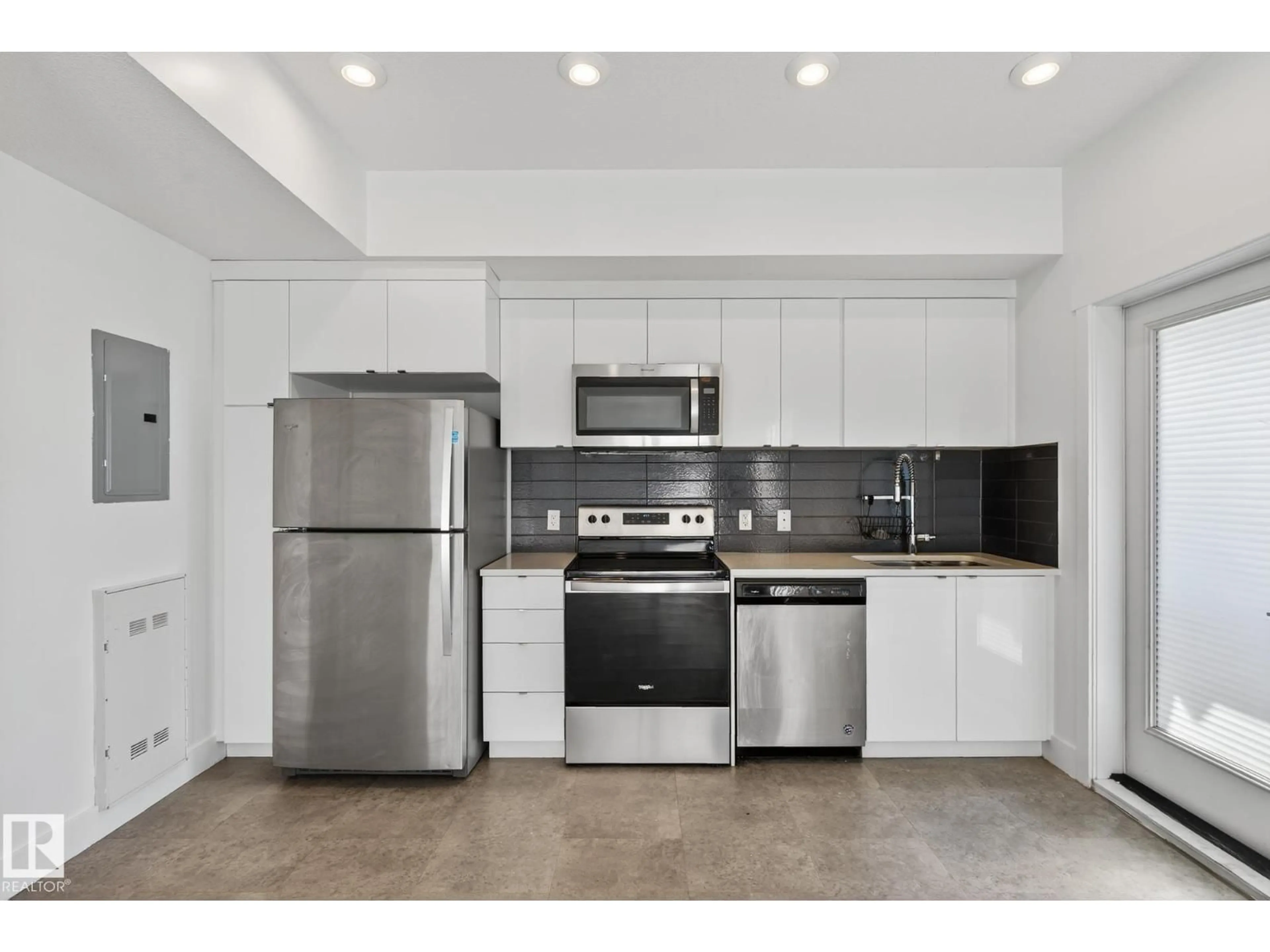 Standard kitchen, unknown for 14 - 446 ALLARD BV, Edmonton Alberta T6W3S7