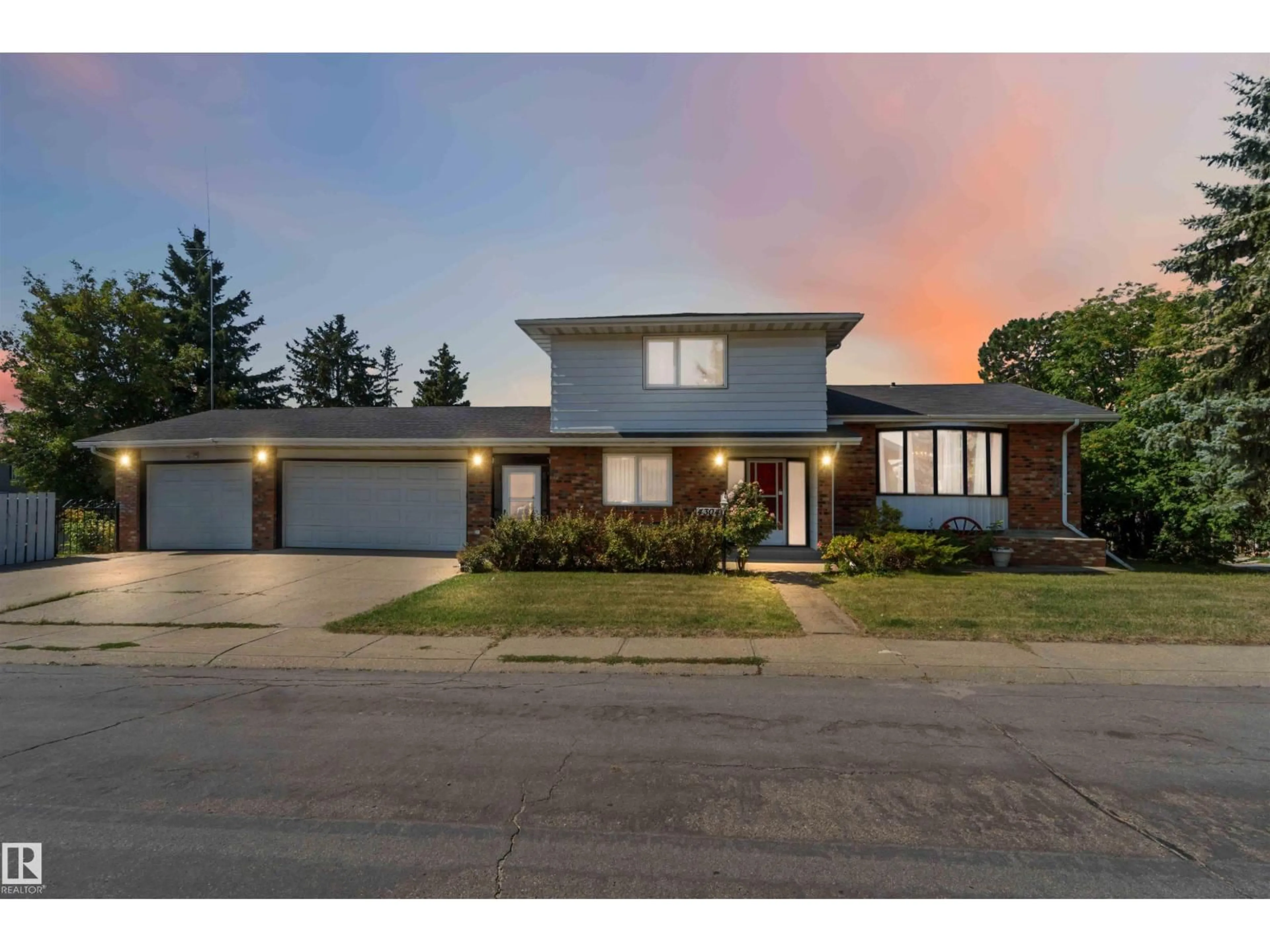 Home with brick exterior material, street for 4304 79 ST, Edmonton Alberta T9E0R7
