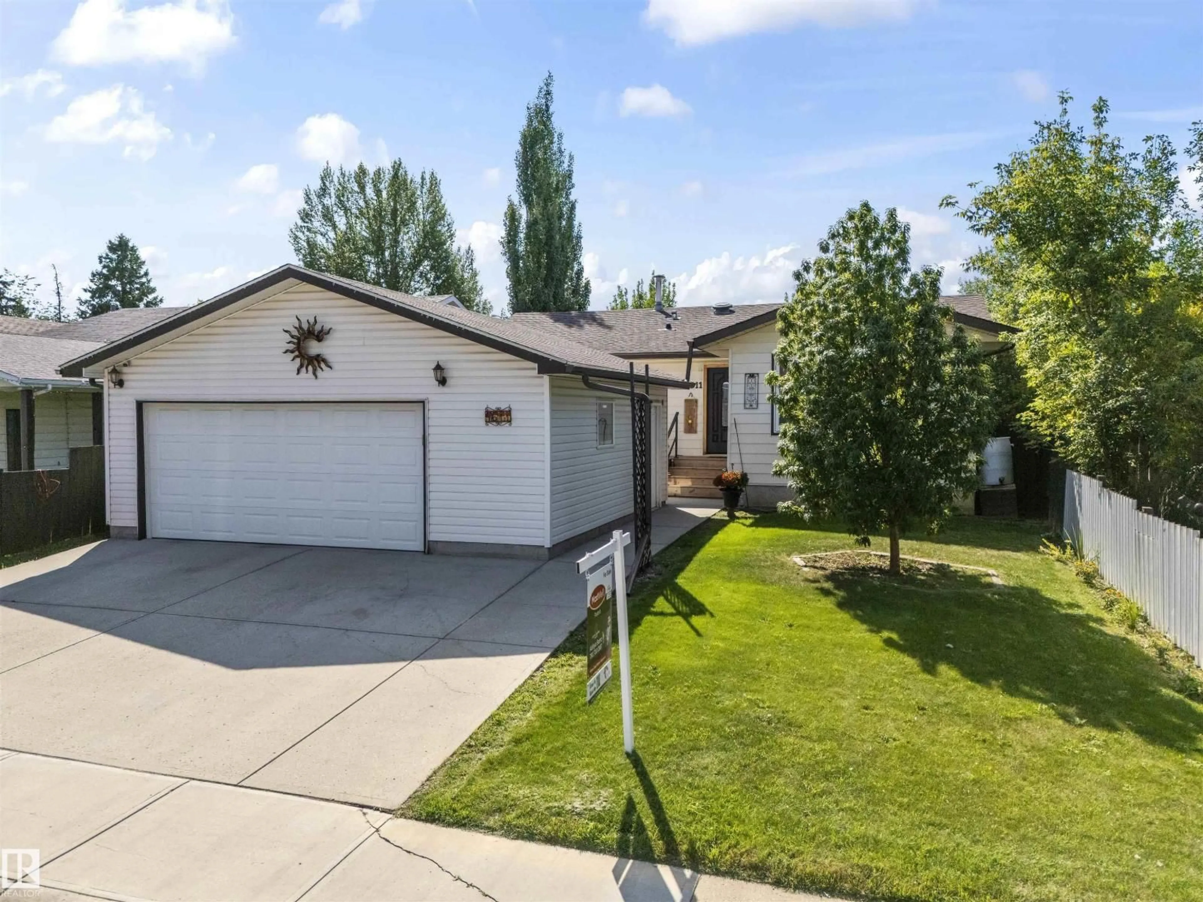 Unknown for 4611 16A AV, Edmonton Alberta T6L2S3