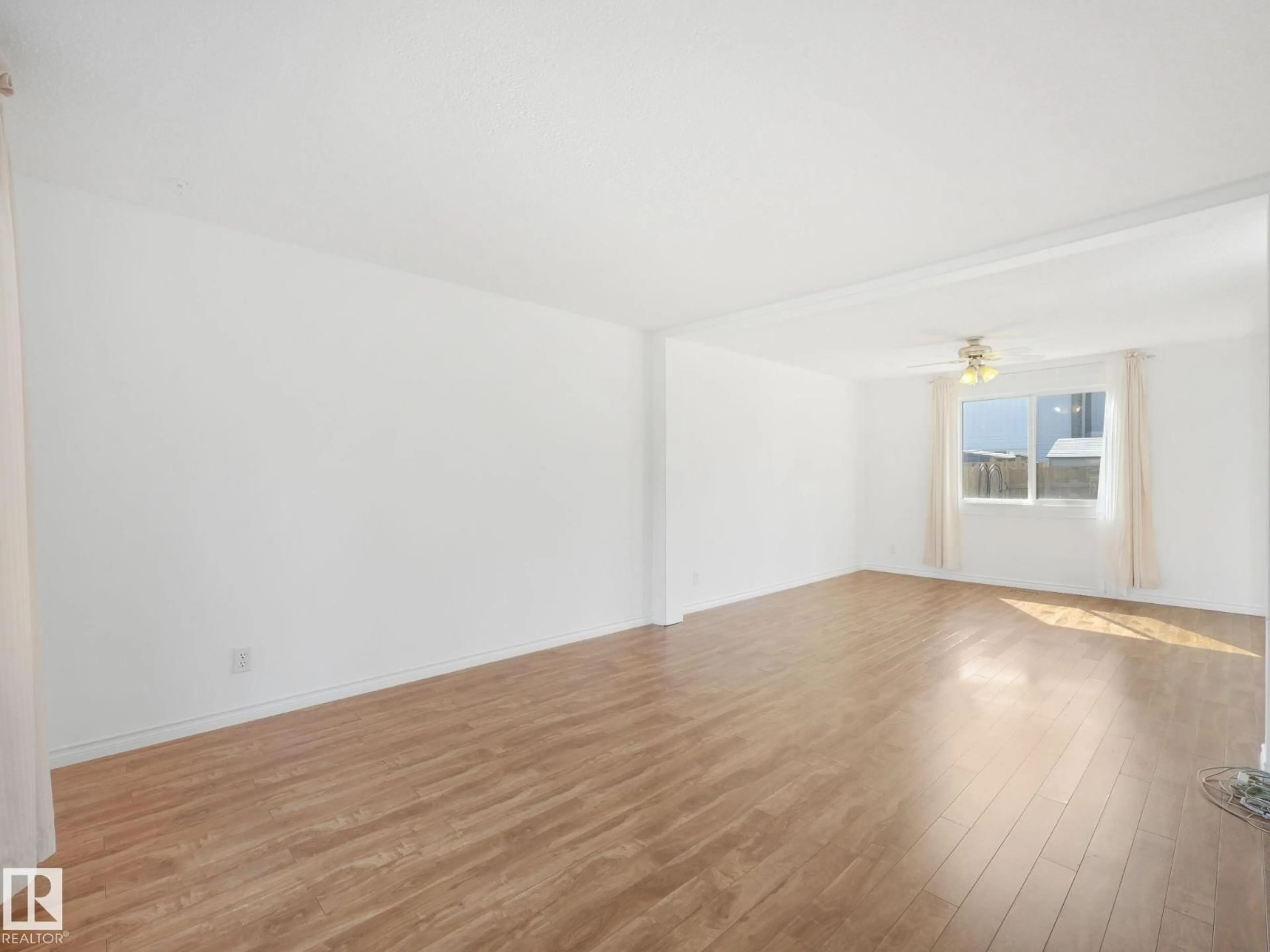 A pic of a room for 127 RIDGEWOOD TC, St. Albert Alberta T8N0E9