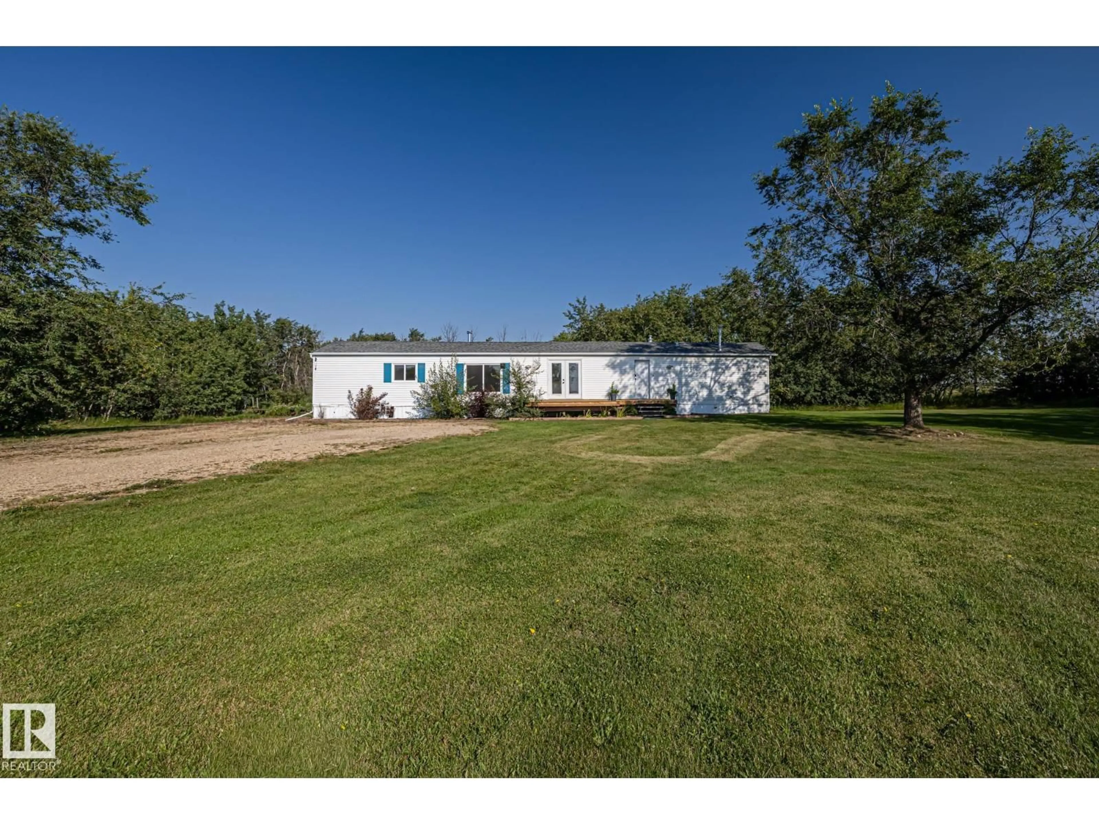 A pic from outside/outdoor area/front of a property/back of a property/a pic from drone, water/lake/river/ocean view for 56430 RGE ROAD 263, Rural Sturgeon County Alberta T8R0X9