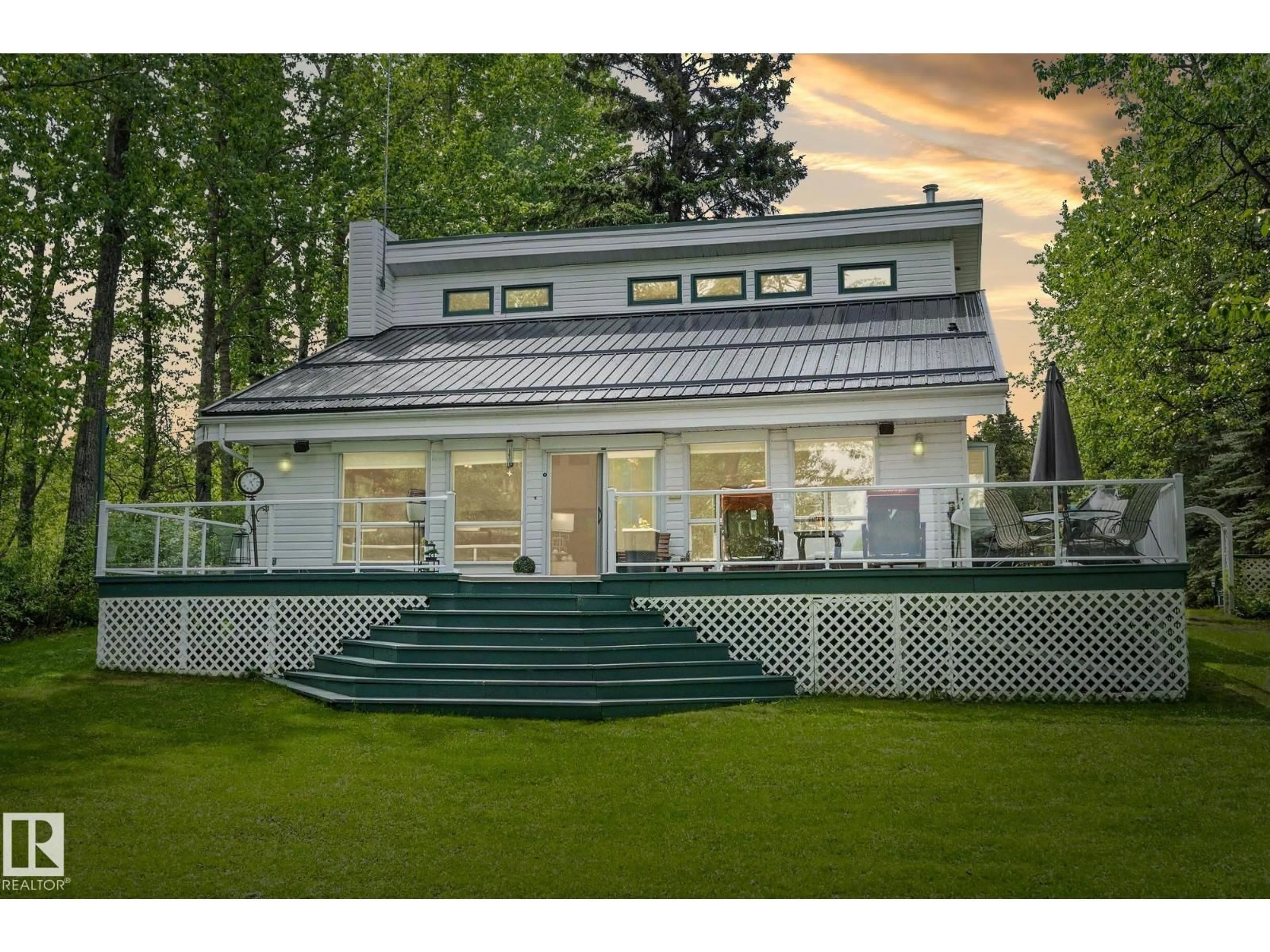 Home with vinyl exterior material, unknown for 96 4418 HWY 633, Rural Lac Ste. Anne County Alberta T0E0L0