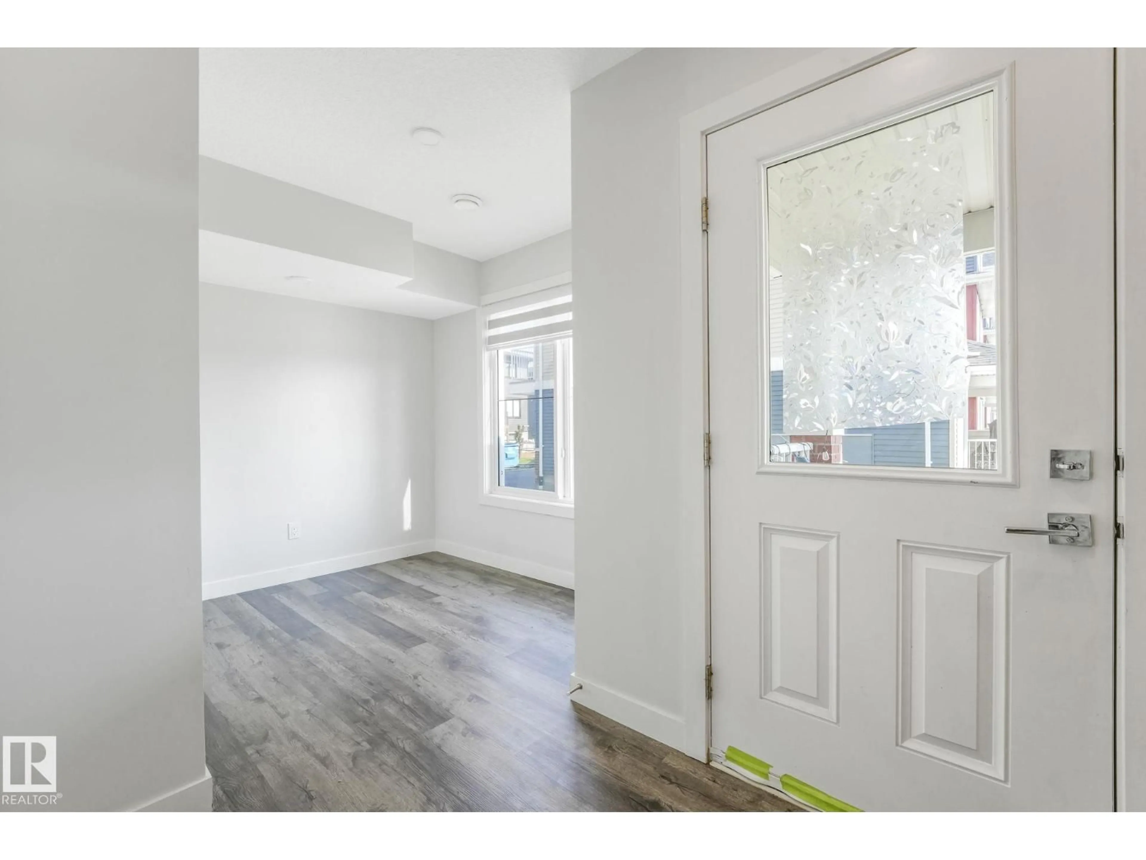 Indoor entryway for #3 - 22786 97 AV, Edmonton Alberta T5T7S6