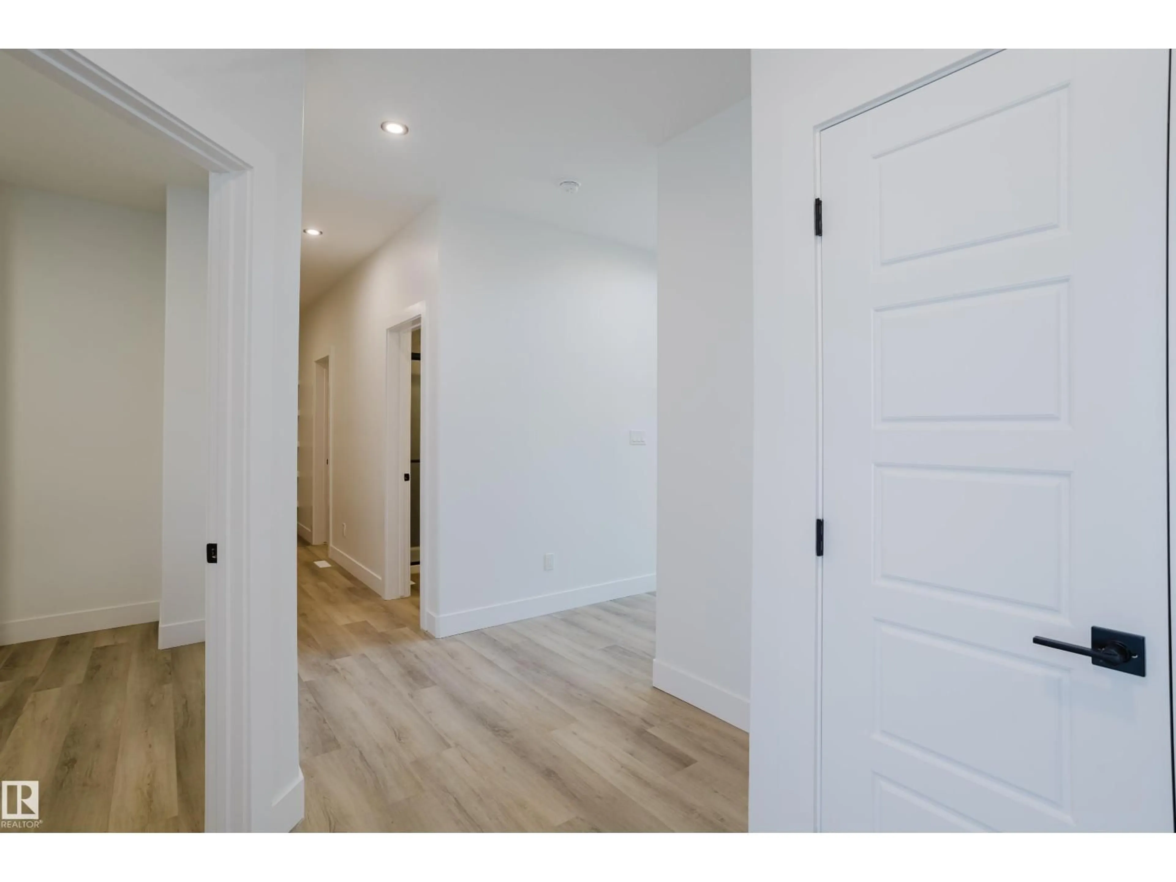 Indoor entryway for 9 SYDWYCK CI, Spruce Grove Alberta T7X4C9