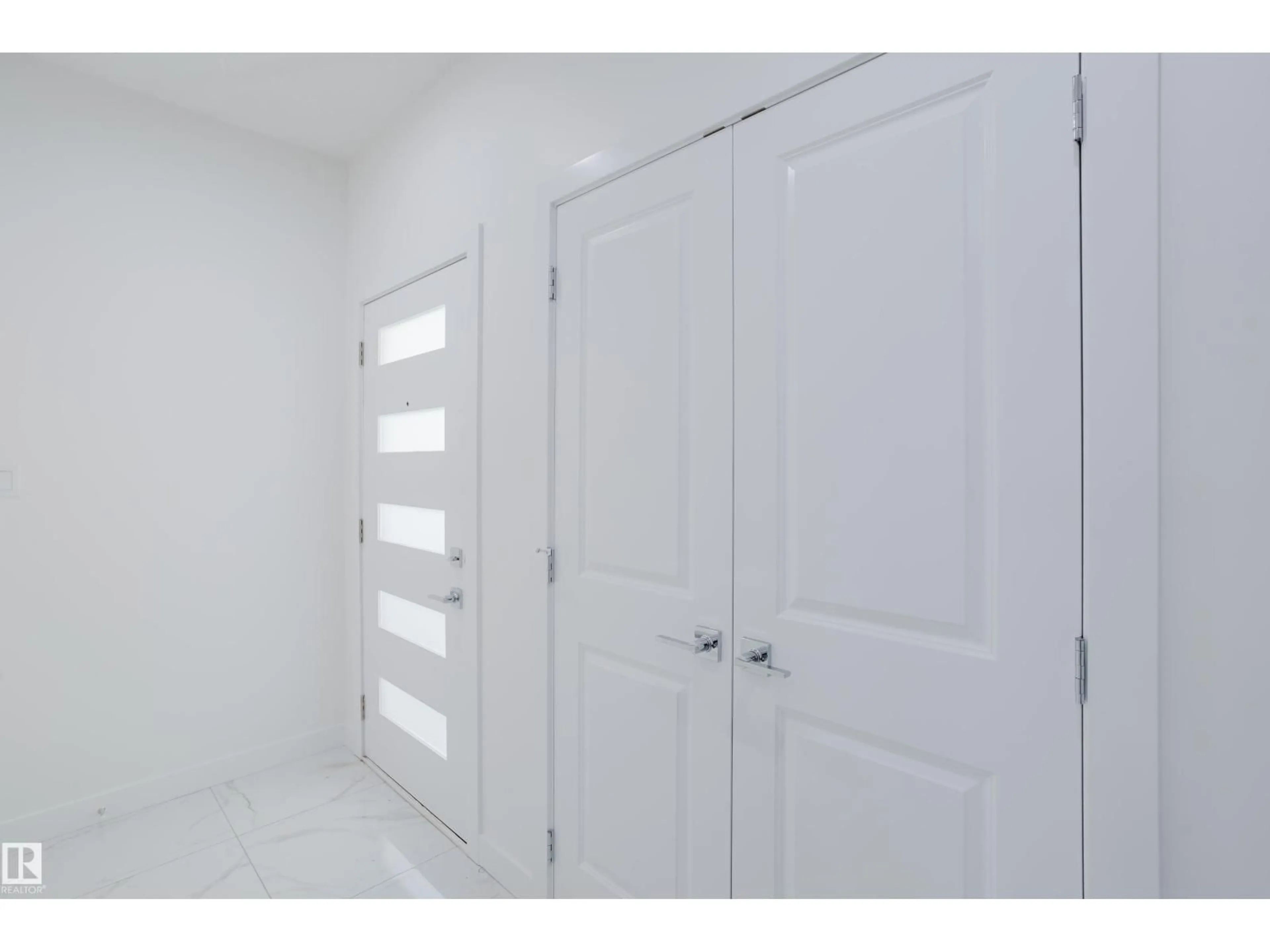 Storage room or clothes room or walk-in closet for 929 19 AV, Edmonton Alberta T6T2X4