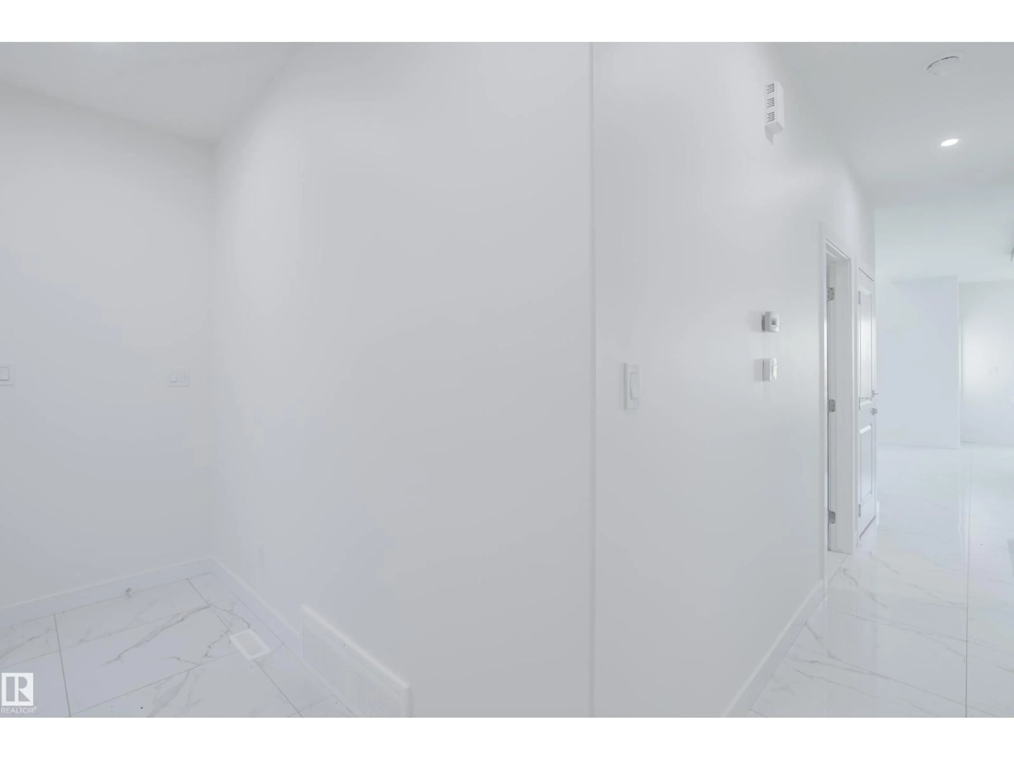 A pic of a room for 927 19 AV, Edmonton Alberta T6T2X4