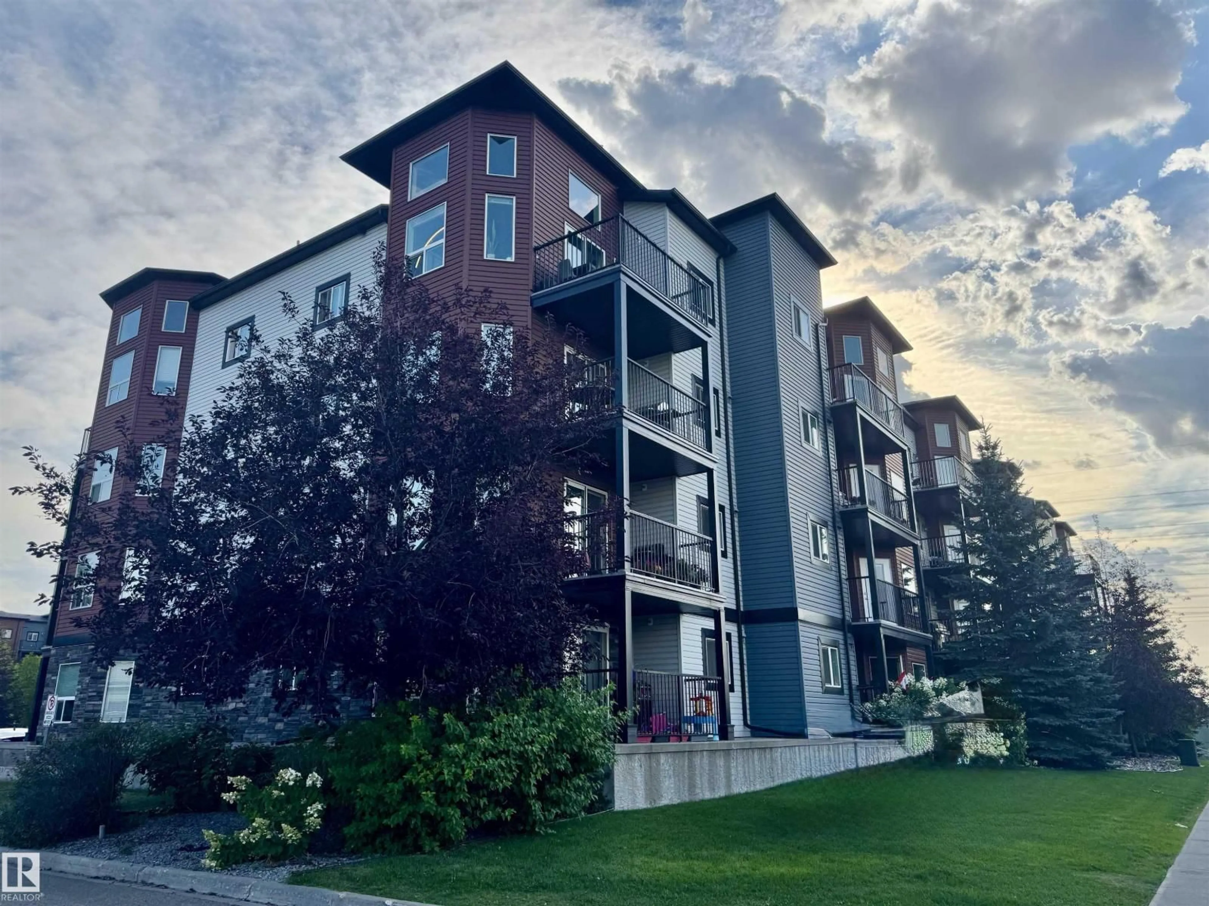A pic from outside/outdoor area/front of a property/back of a property/a pic from drone, building for #213 - 400 SILVER BERRY RD, Edmonton Alberta T6T0H1