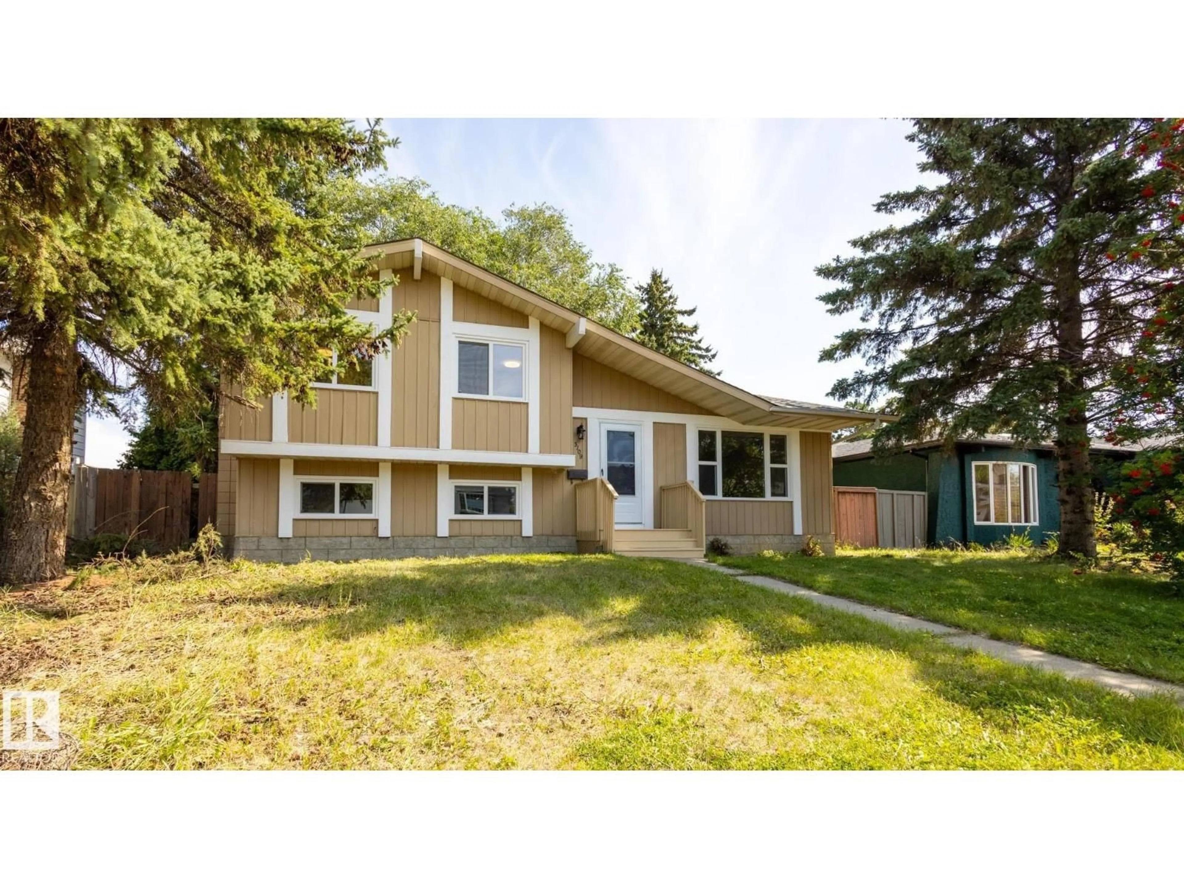 Home with vinyl exterior material, street for NW - 3109 110A ST, Edmonton Alberta T6J3E9