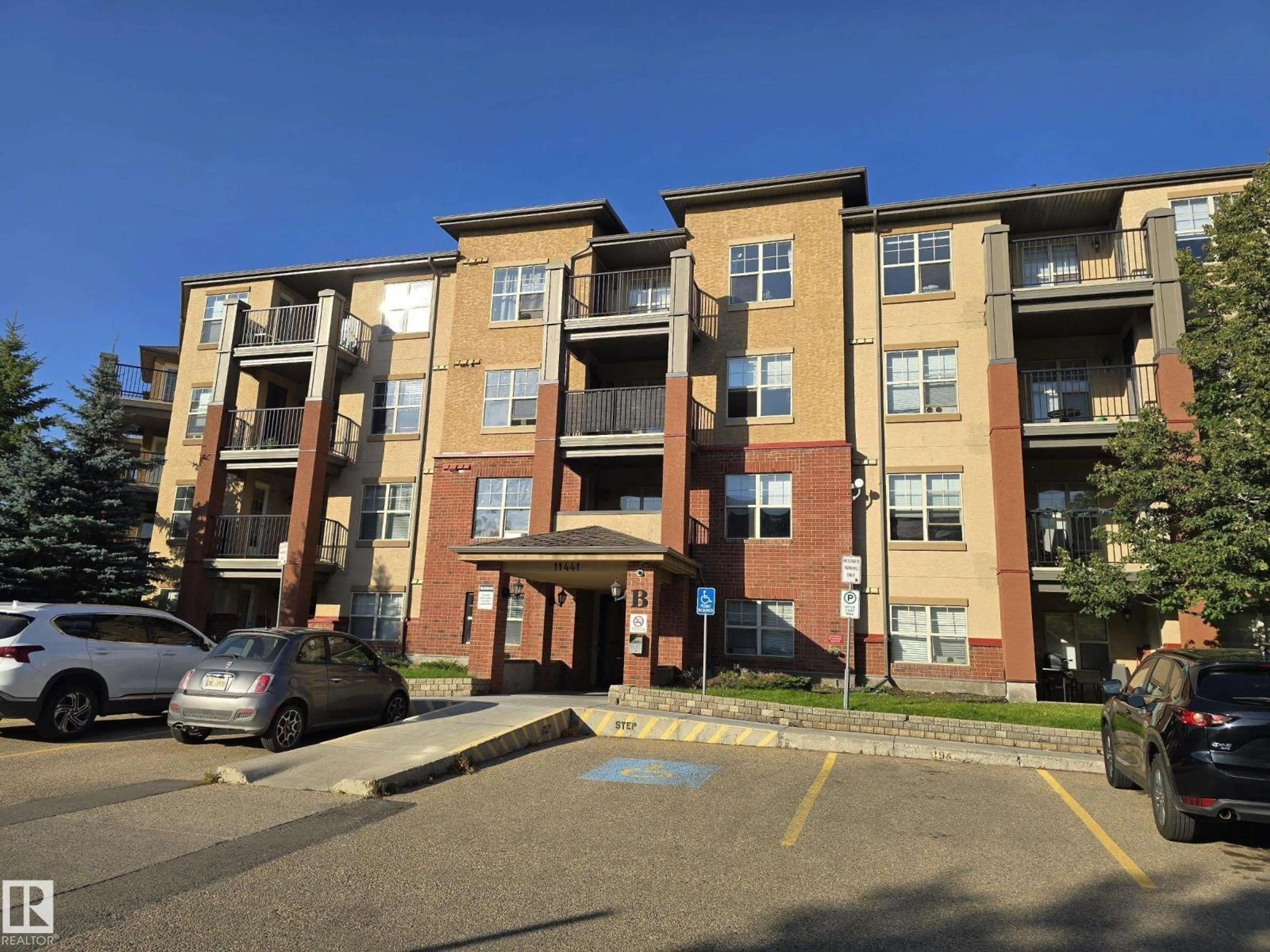 A pic from outside/outdoor area/front of a property/back of a property/a pic from drone, building for #403 - 11441 ELLERSLIE RD, Edmonton Alberta T6W1S9