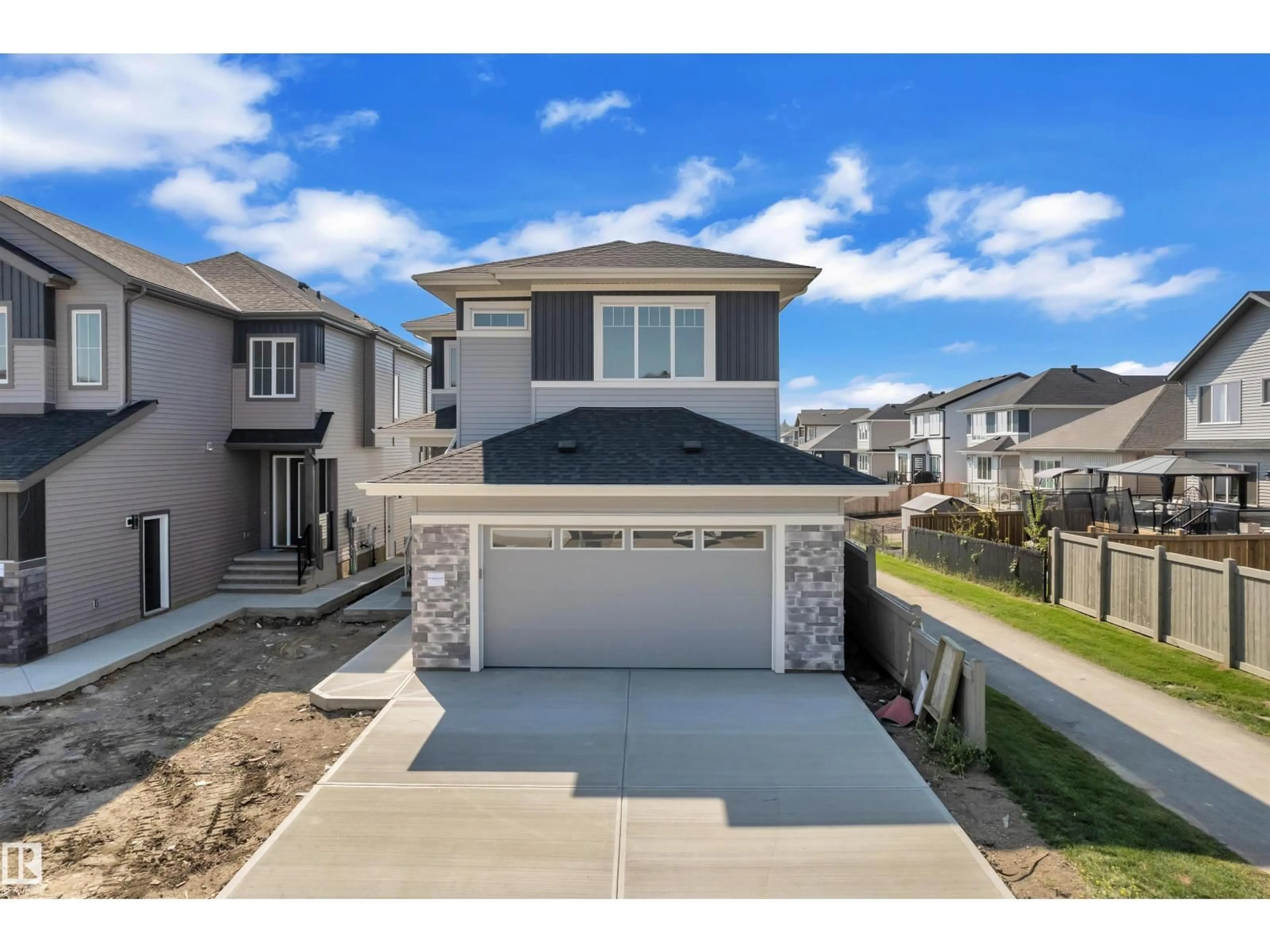 Unknown for 176 CALEDON CRESCENT, Spruce Grove Alberta T7X4E3