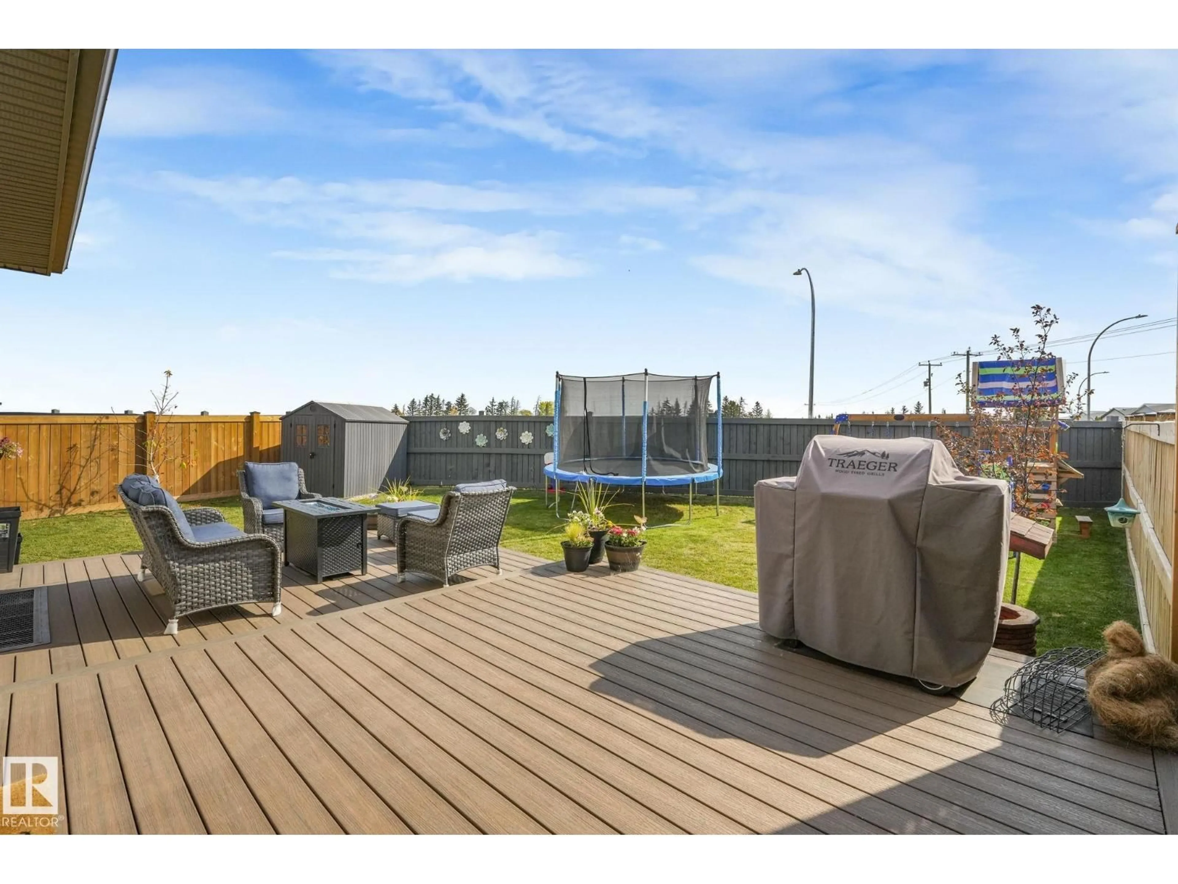 Patio, water/lake/river/ocean view for 23 NETTLE CR, St. Albert Alberta T8N7Z8