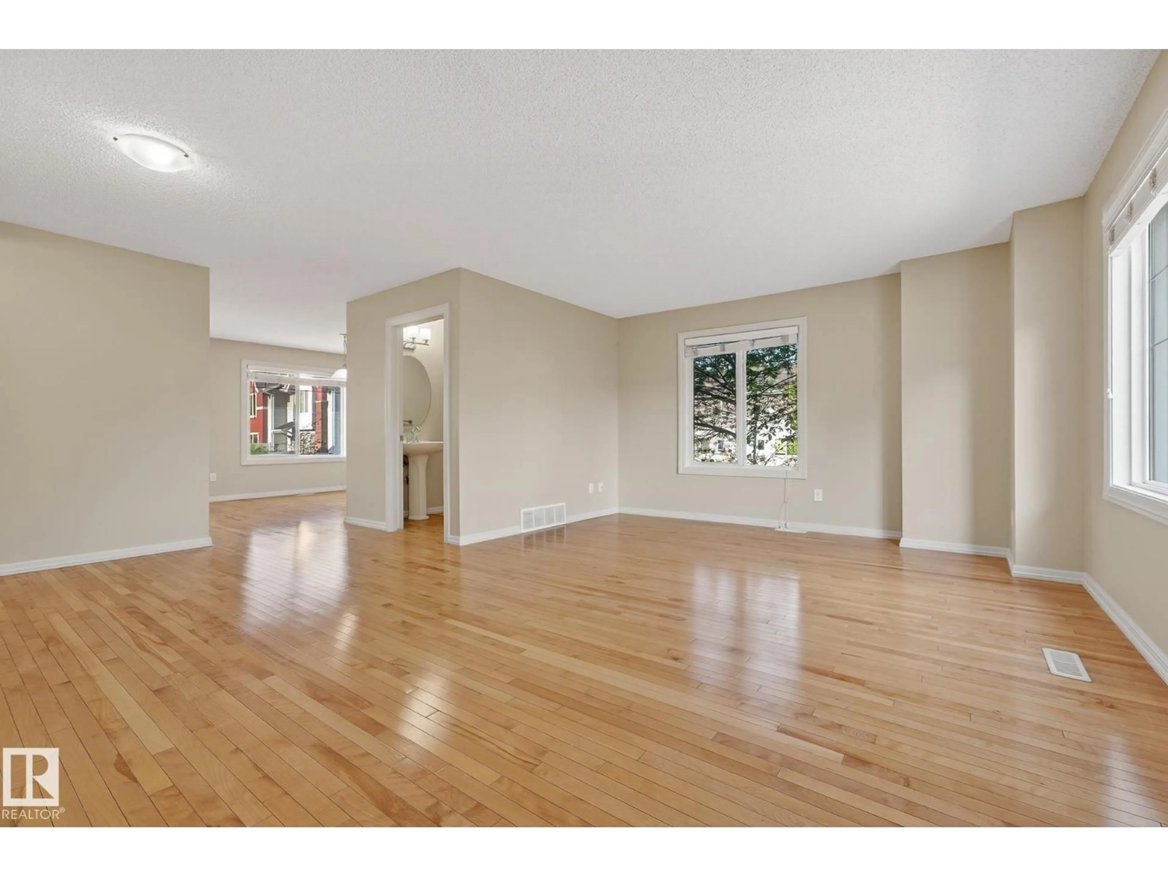 Unknown for 44 2336 ASPEN TR, Sherwood Park Alberta T8H0J1