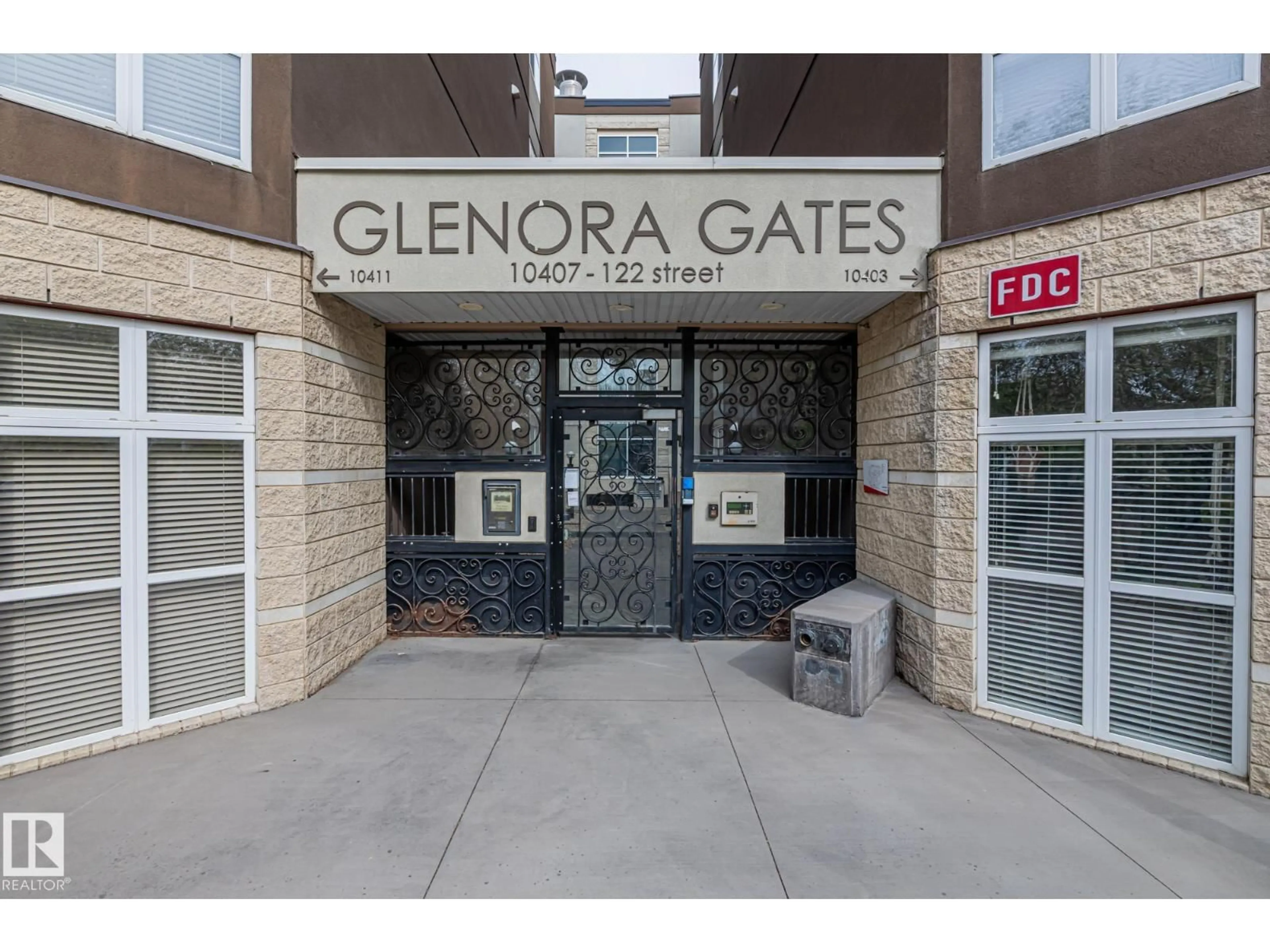 Indoor foyer for #143 - 10403 122 ST NW, Edmonton Alberta T5N4C1