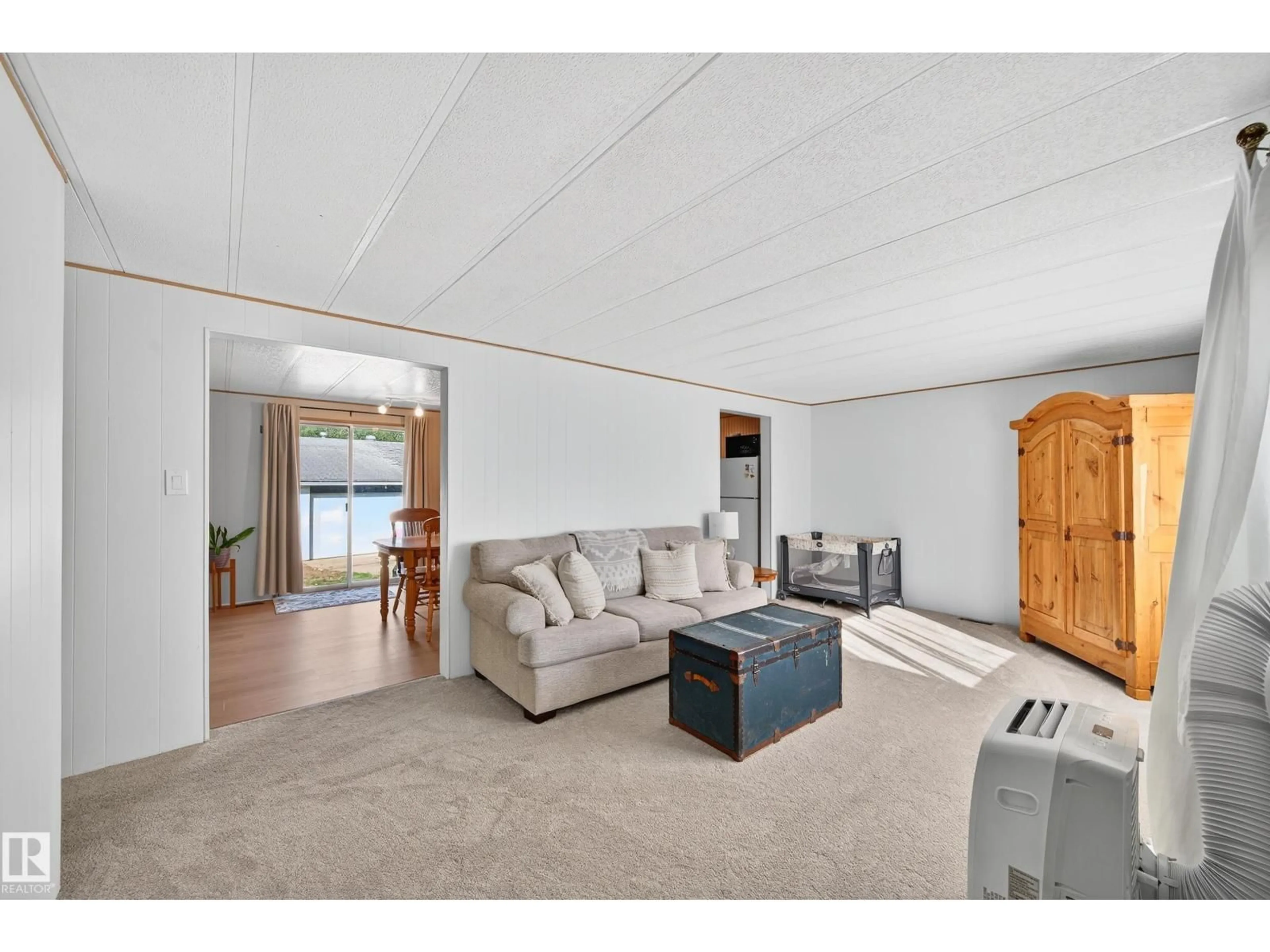 Living room with furniture, unknown for 53524 RGE ROAD 15, Rural Lac Ste. Anne County Alberta T0E1V0