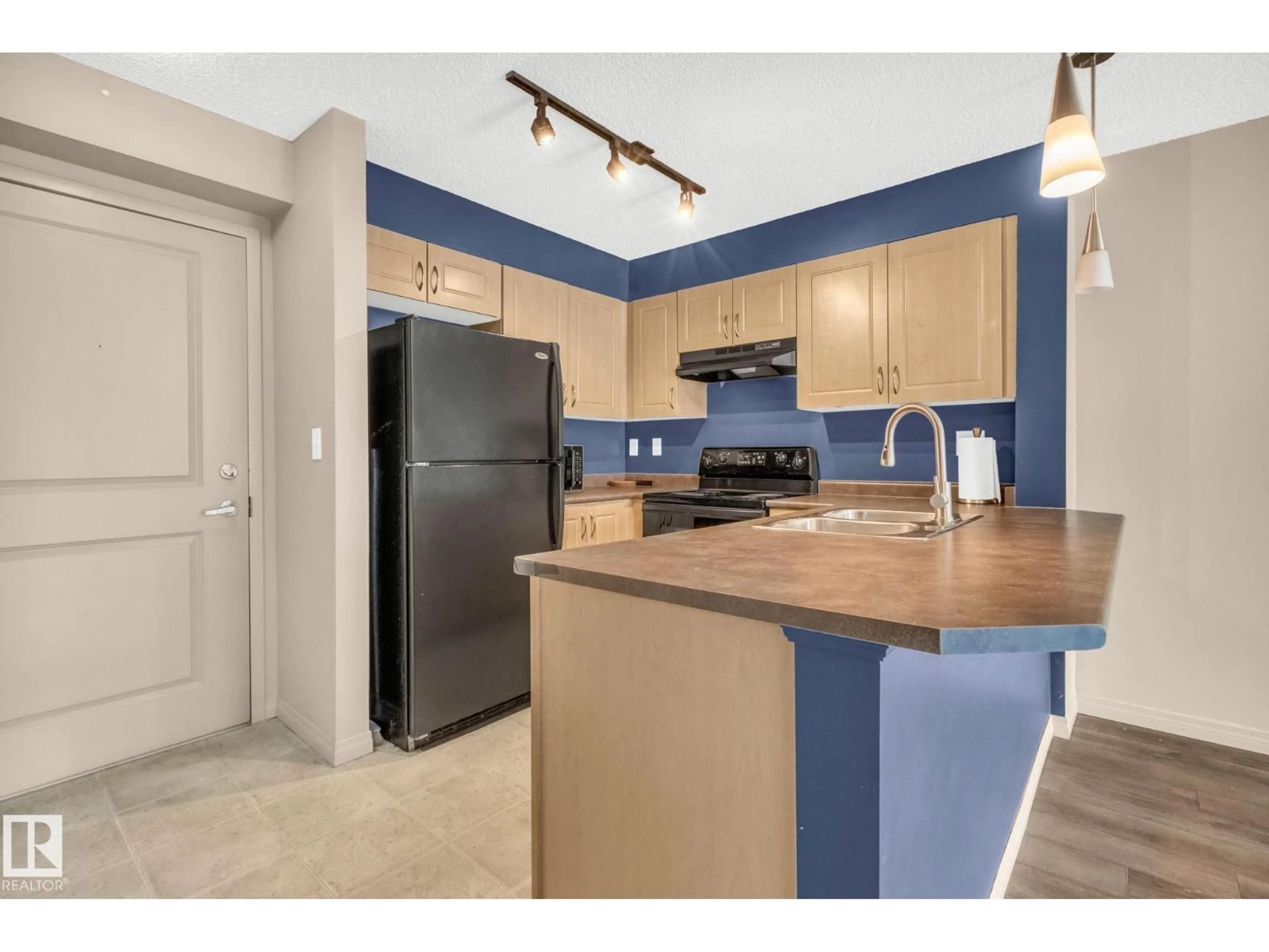 Standard kitchen, unknown for #305 - 11441 ELLERSLIE RD, Edmonton Alberta T6W1S9