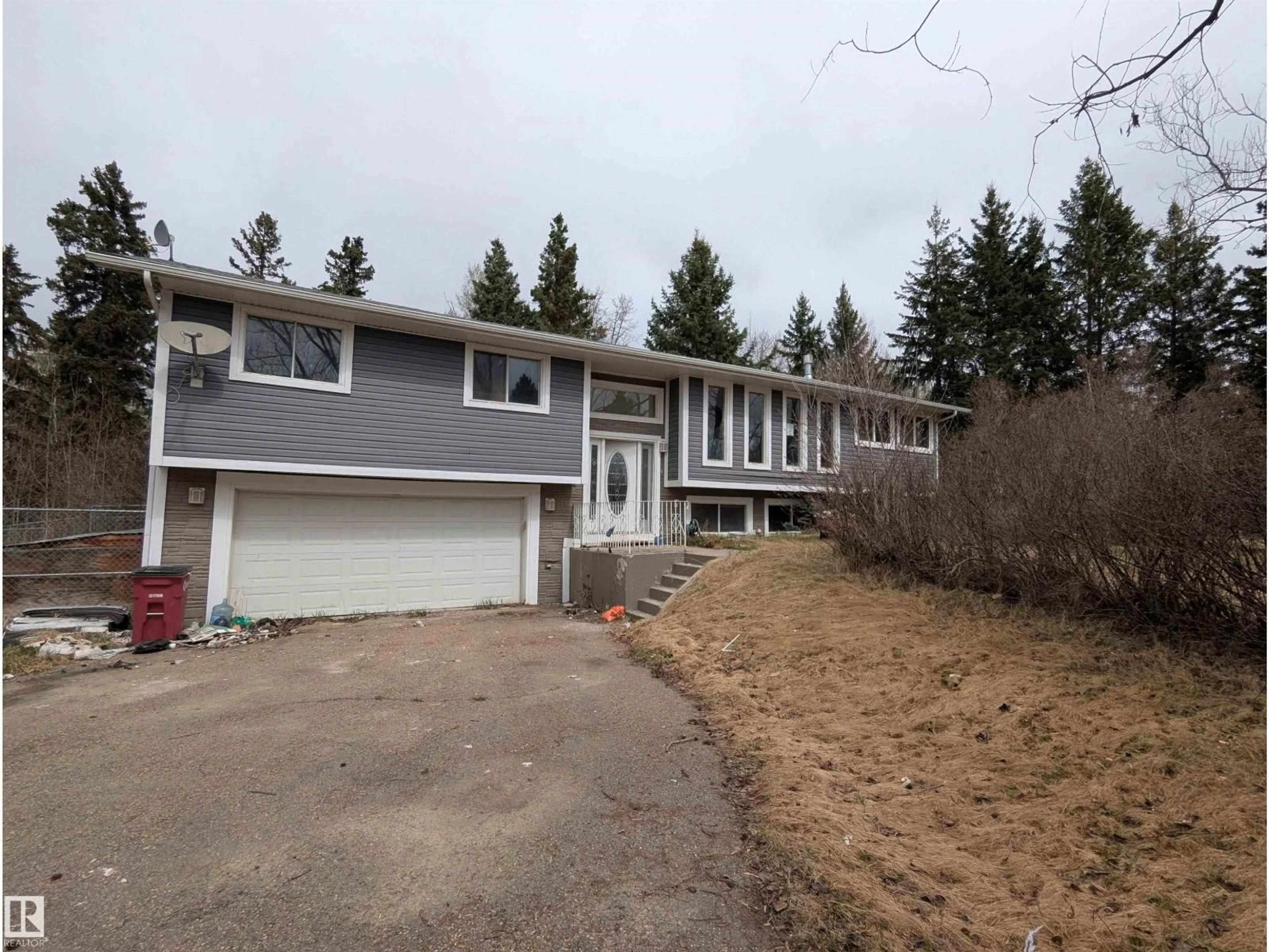 Home with vinyl exterior material, street for #2 - 52414 RGE ROAD 20, Rural Parkland County Alberta T0E0H0