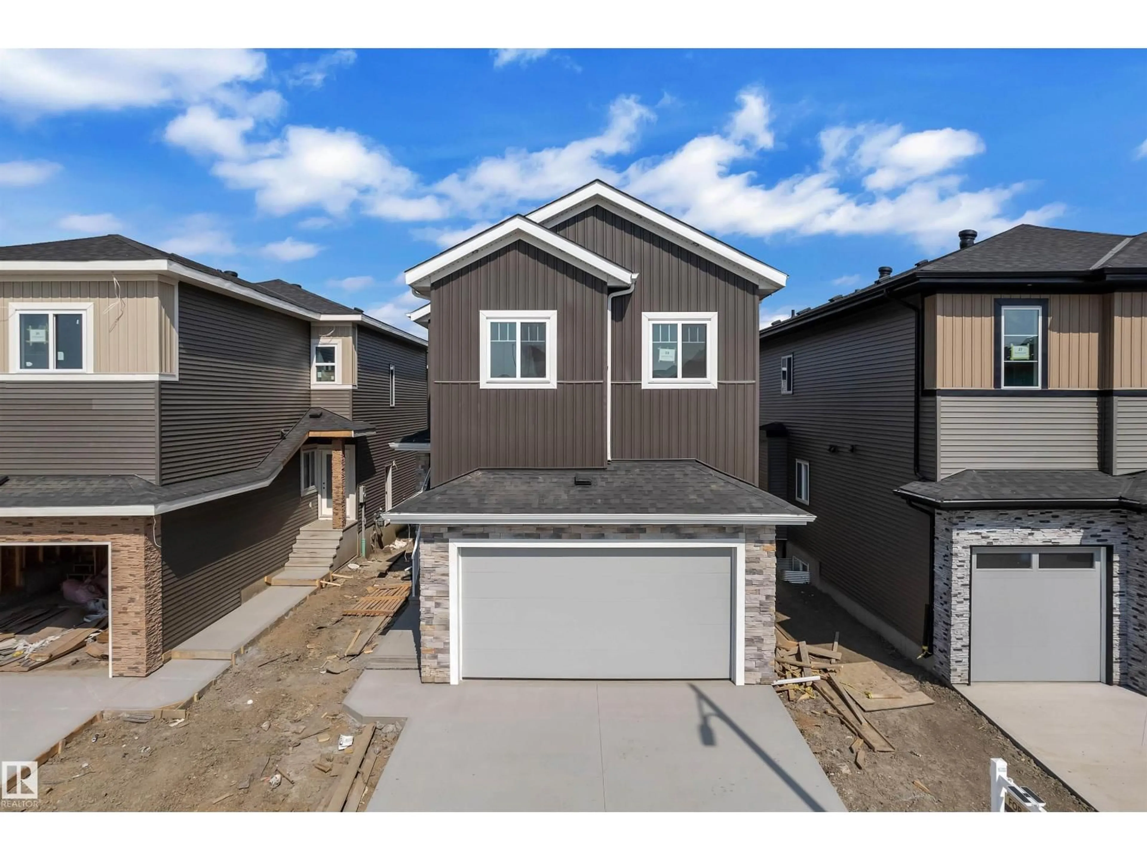 Home with vinyl exterior material, street for 29 ELDRIDGE PT, St. Albert Alberta T8N8C3