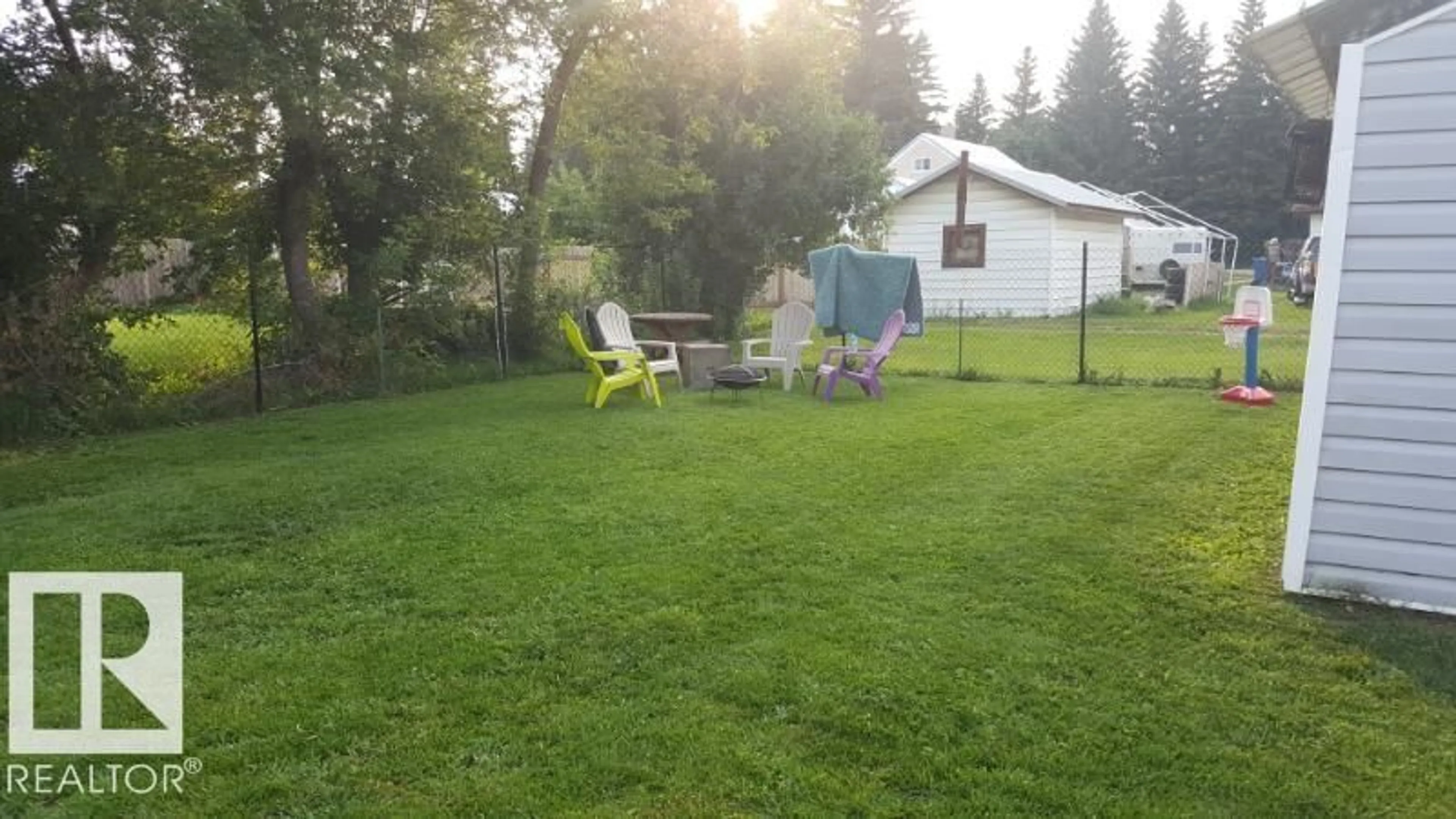 Patio, unknown for 5218 50A STREET, Willingdon Alberta T0B4R0