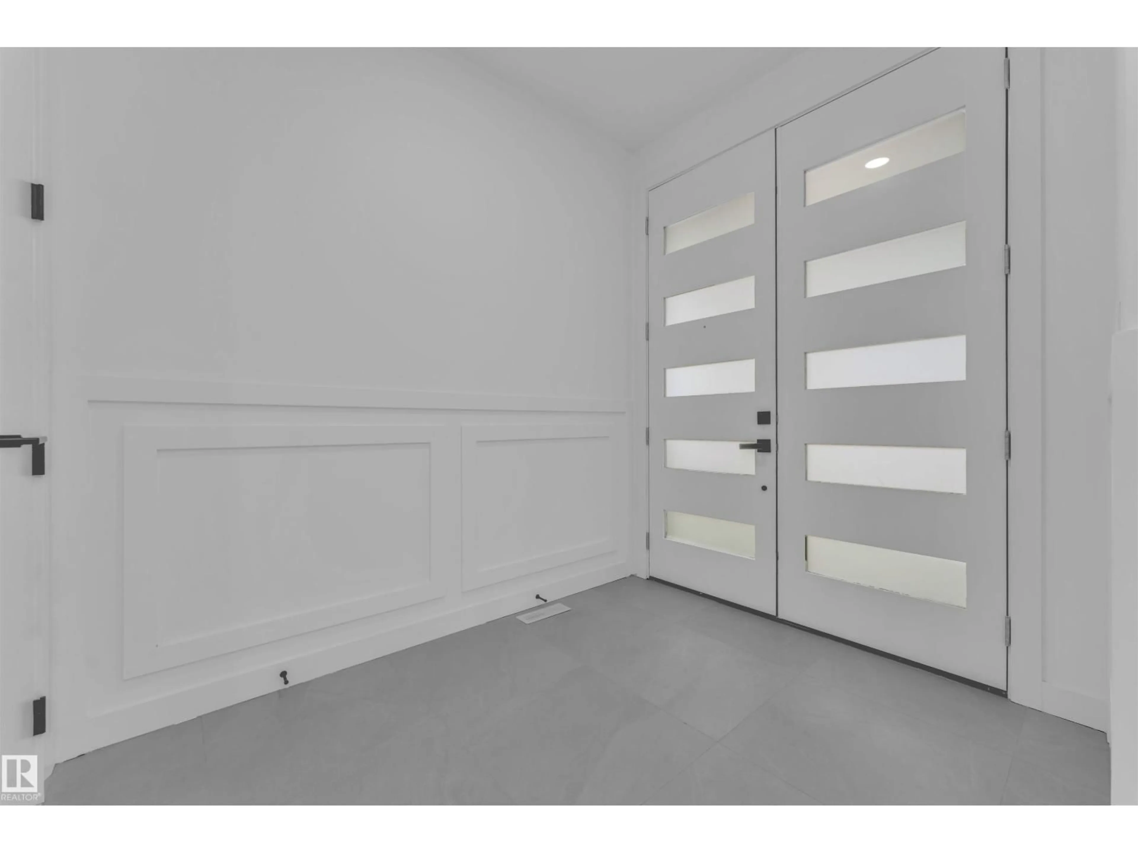 Indoor entryway for 2739 62 AVE, Rural Leduc County Alberta T4X3A5
