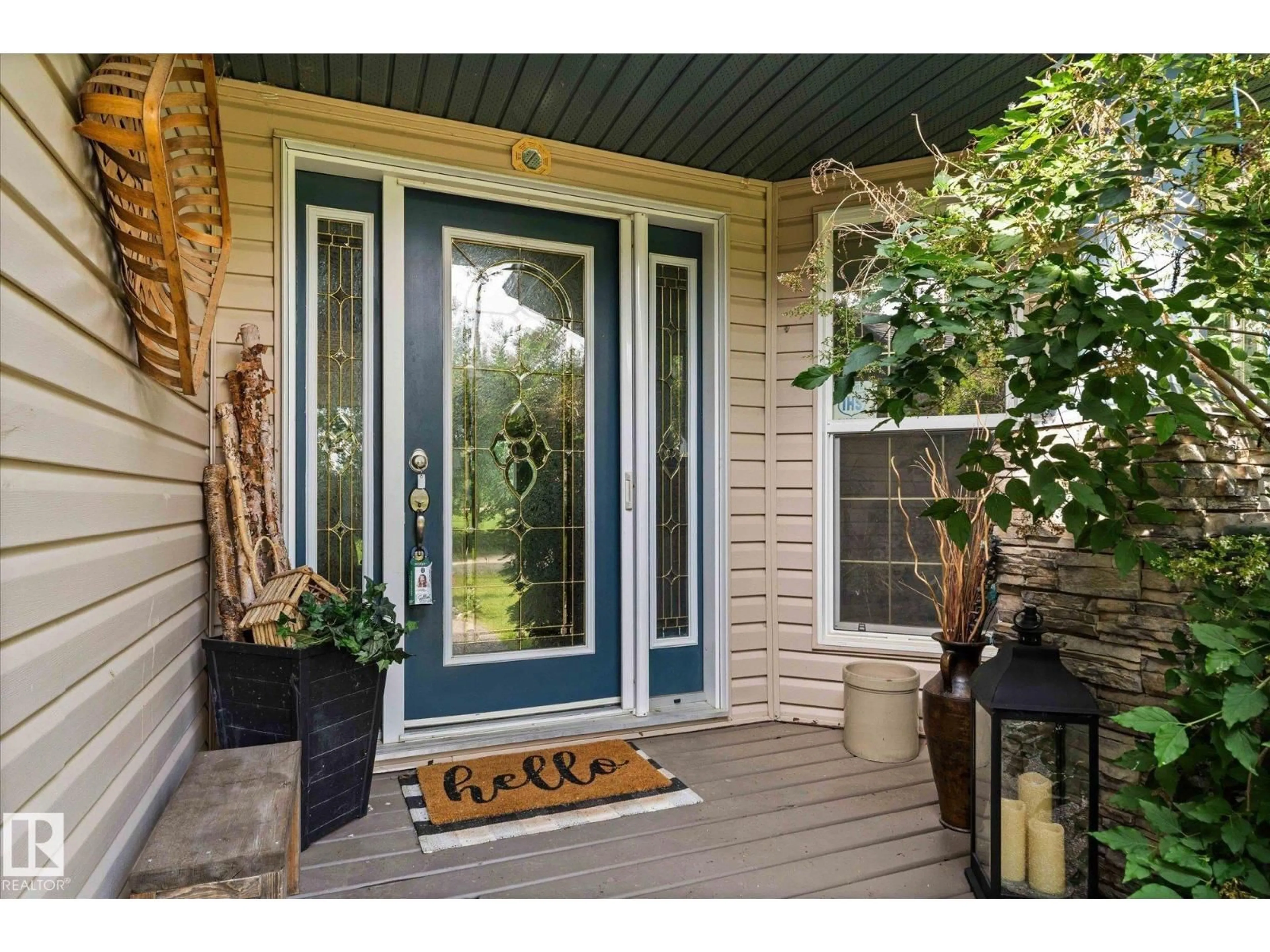 Indoor entryway for 45 53522 RGE ROAD 272, Rural Parkland County Alberta T7X3N2