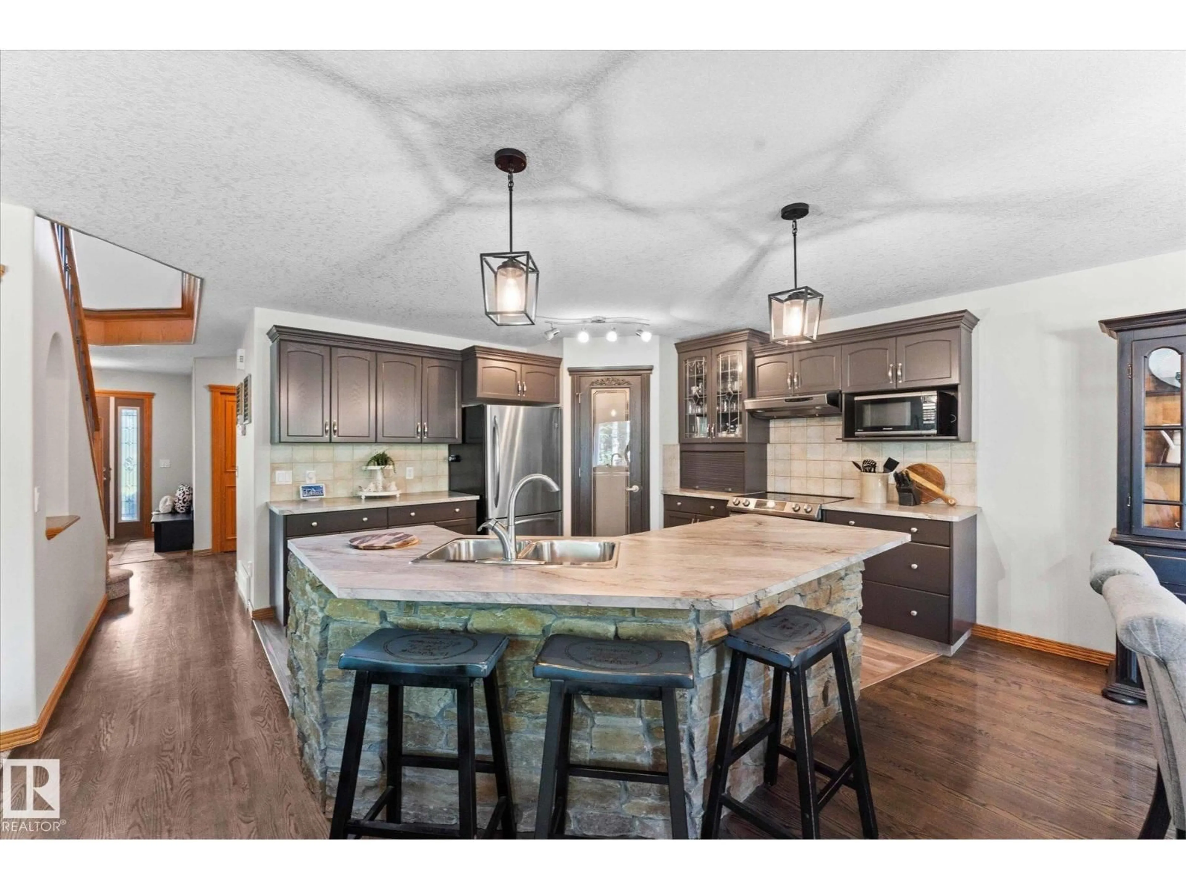 Open concept kitchen, unknown for 45 53522 RGE ROAD 272, Rural Parkland County Alberta T7X3N2