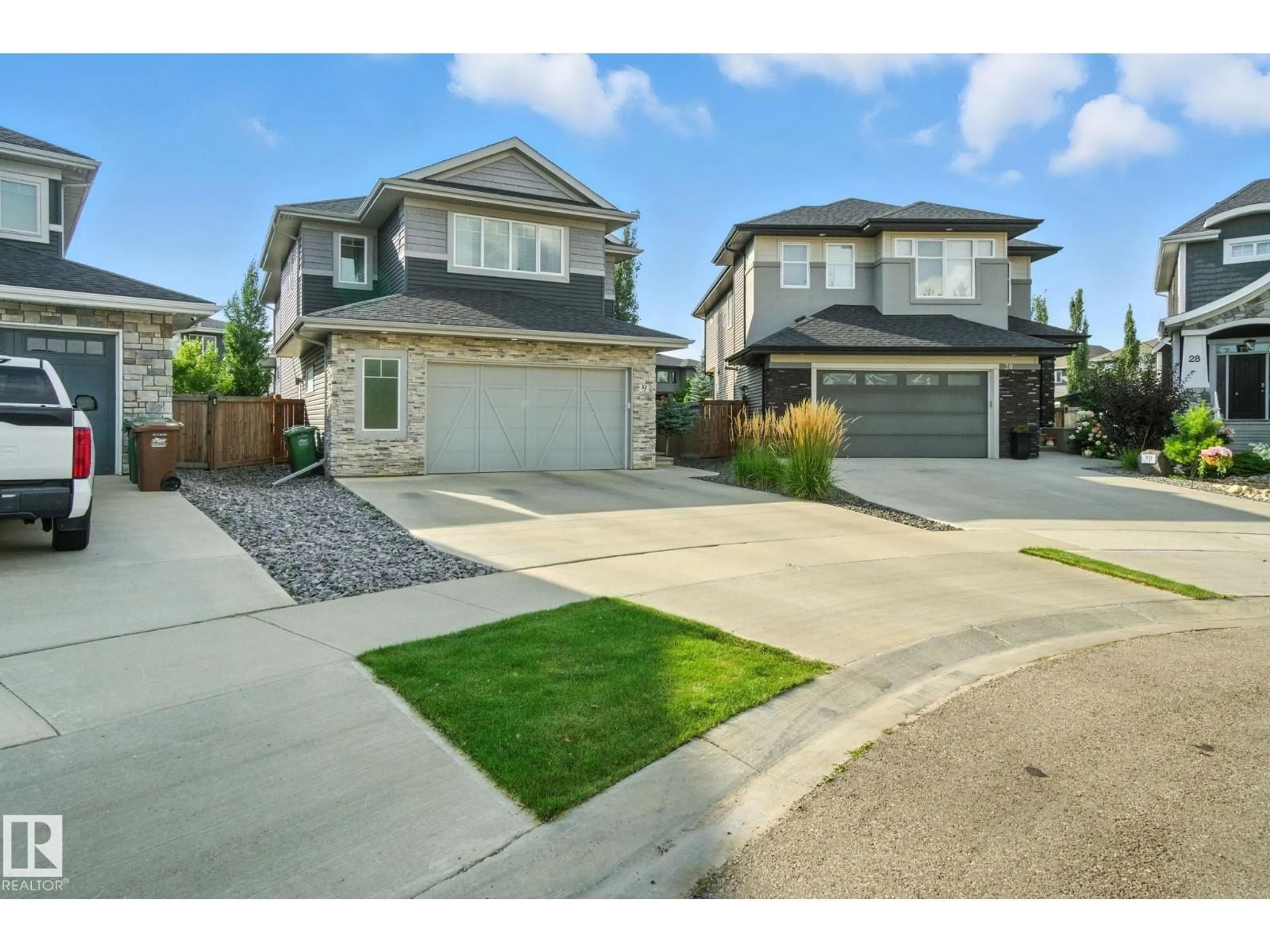 A pic from outside/outdoor area/front of a property/back of a property/a pic from drone, street for 32 ETERNITY CR, St. Albert Alberta T8N7R5