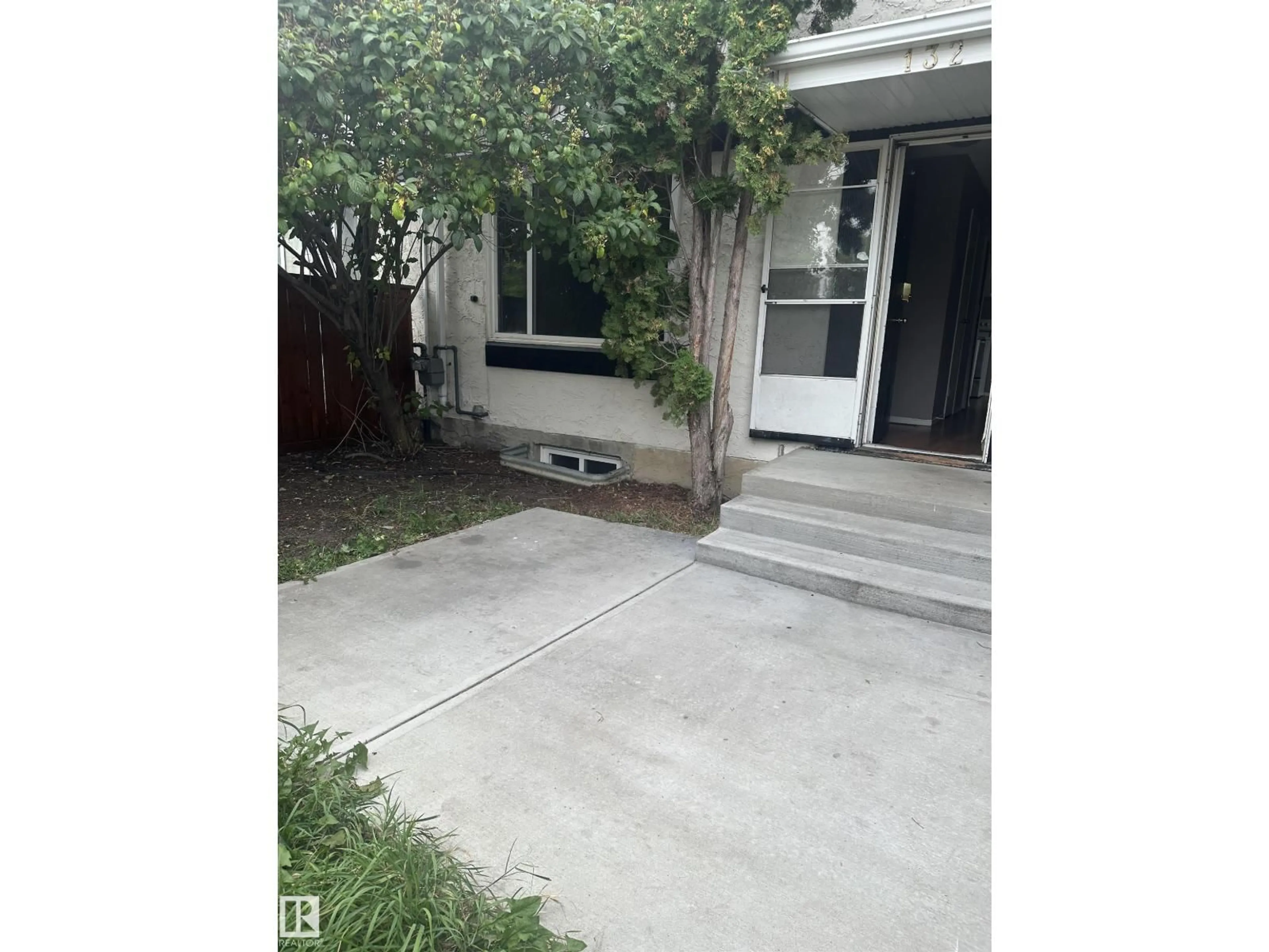 Unknown for 132 PRIMROSE GARDENS GD, Edmonton Alberta T5T0R1