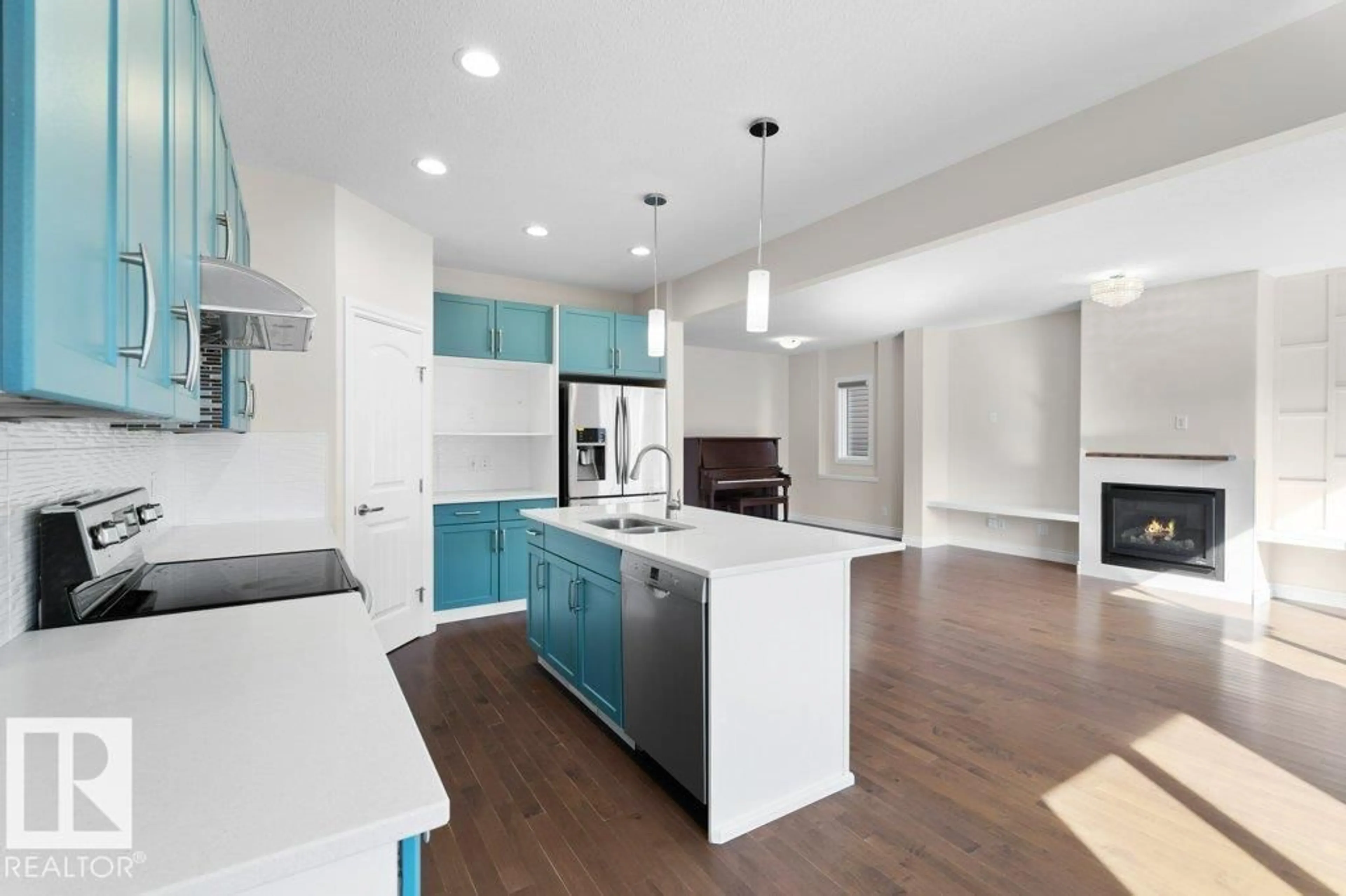 Open concept kitchen, unknown for 4875 WRIGHT DRIVE, Edmonton Alberta T6W3K2