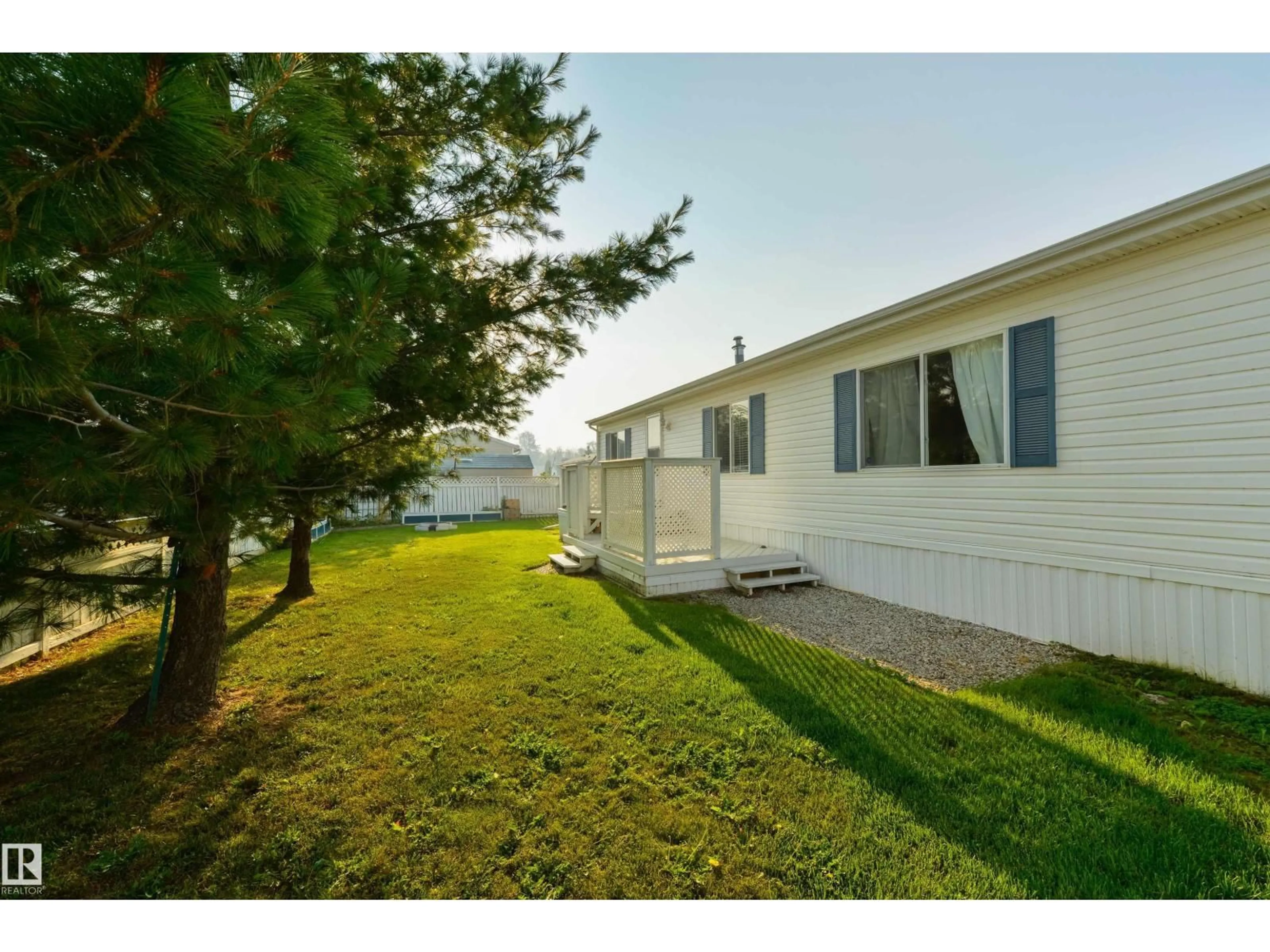 Unknown for 2835 LAKESIDE CL, Edmonton Alberta T5S1T7