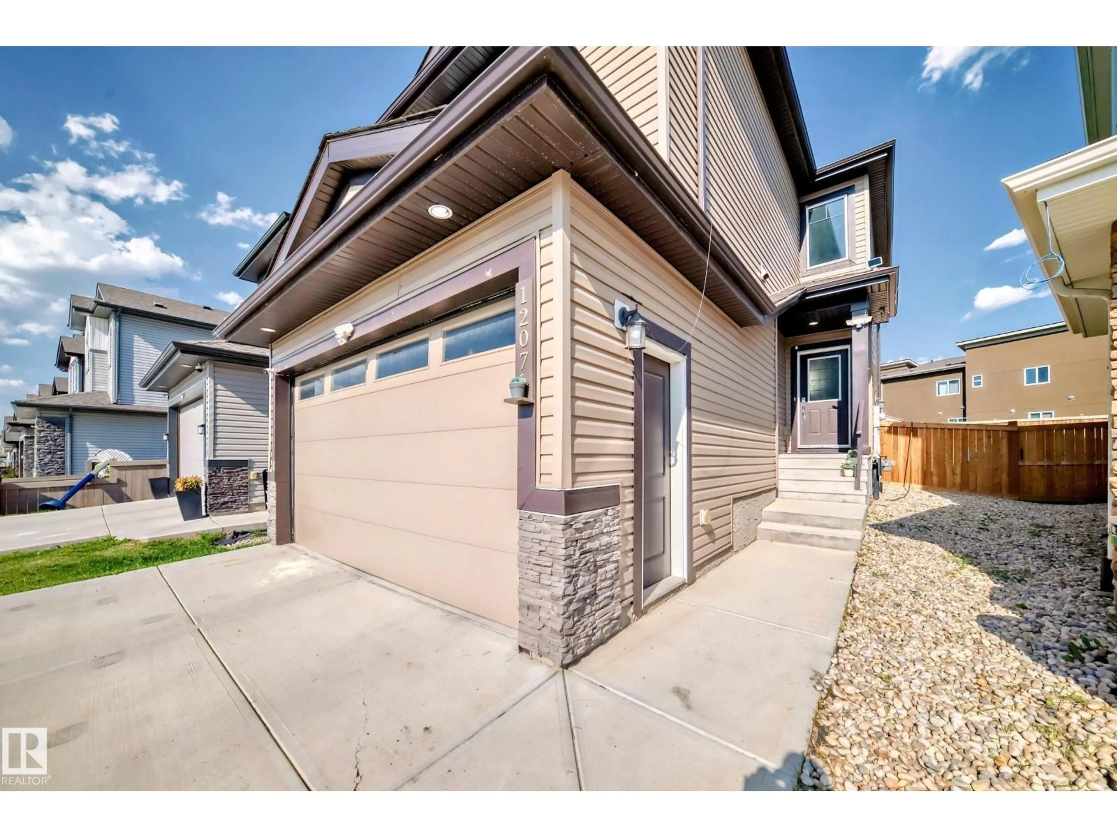 Unknown for NW - 1207 24 ST, Edmonton Alberta T6T2M7