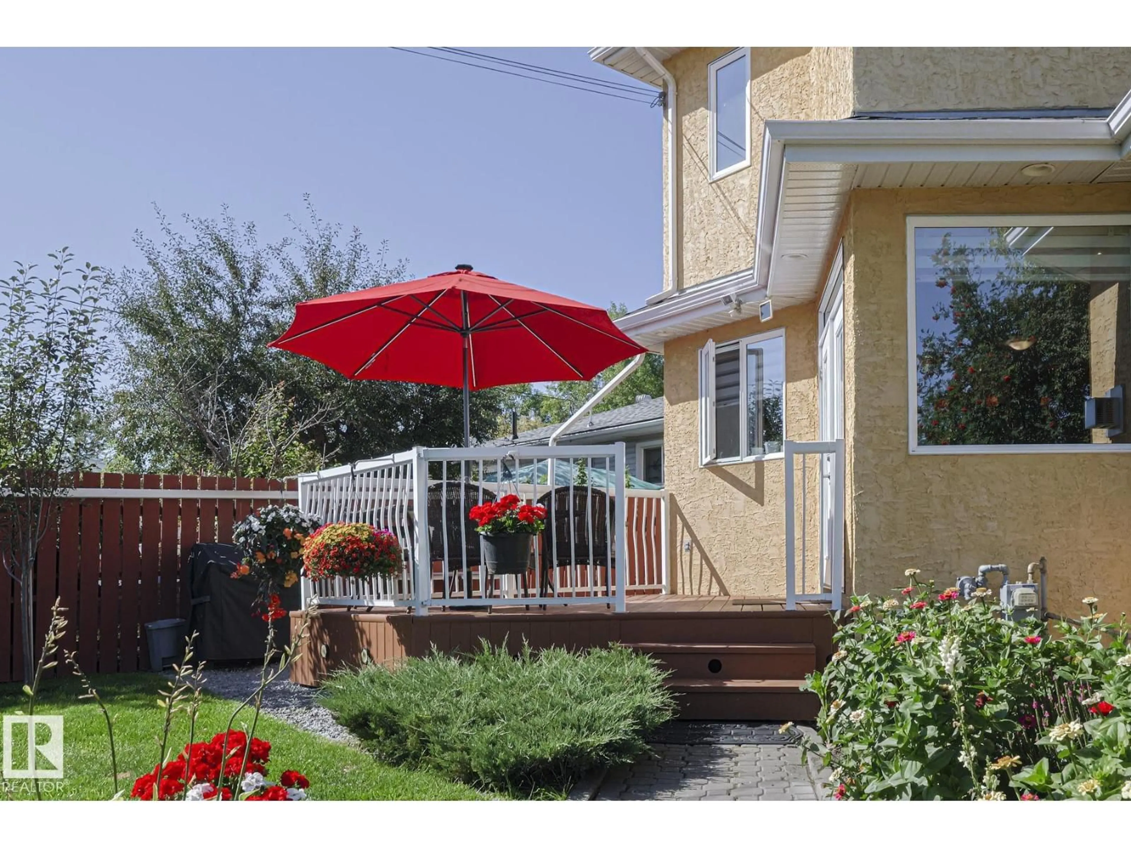 Patio, street for 10731 150 ST, Edmonton Alberta T5P1R4