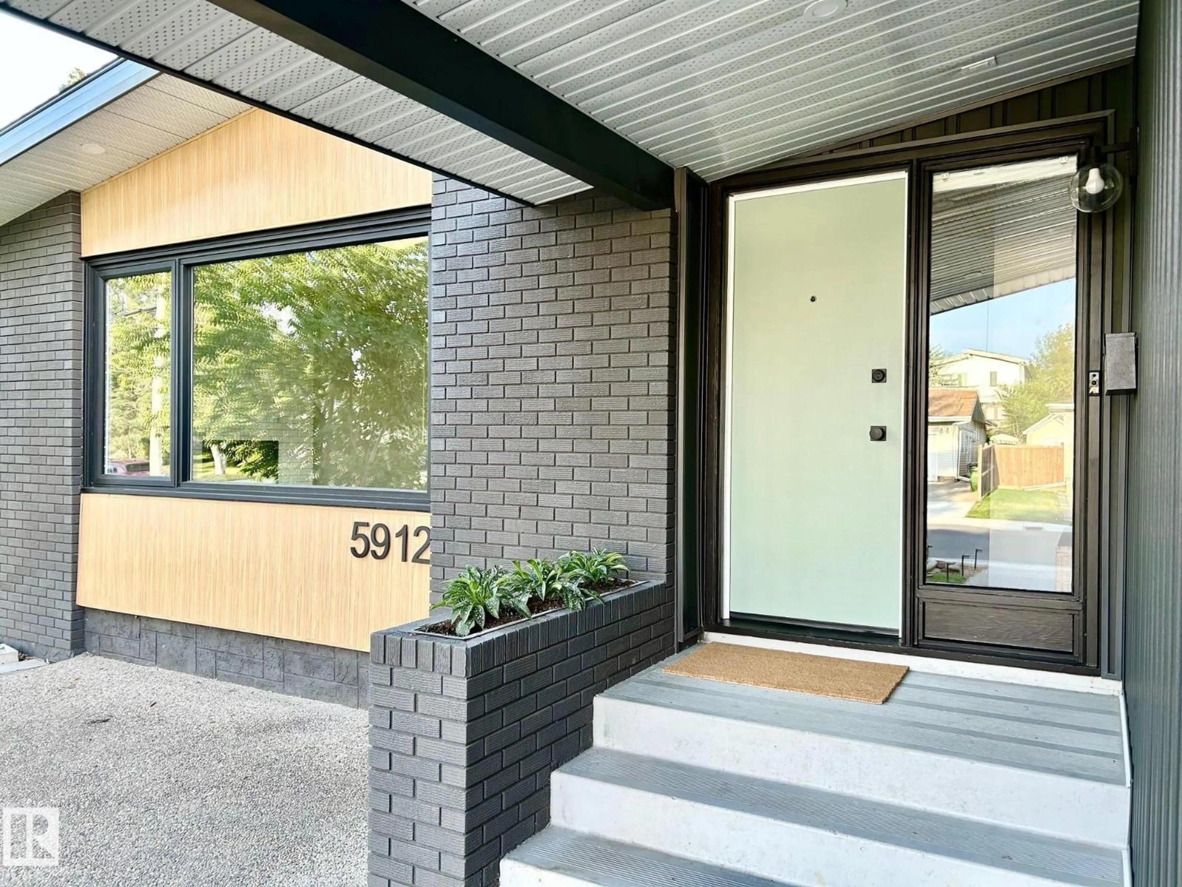 Unknown for 5912 109A ST NW, Edmonton Alberta T6H3C5