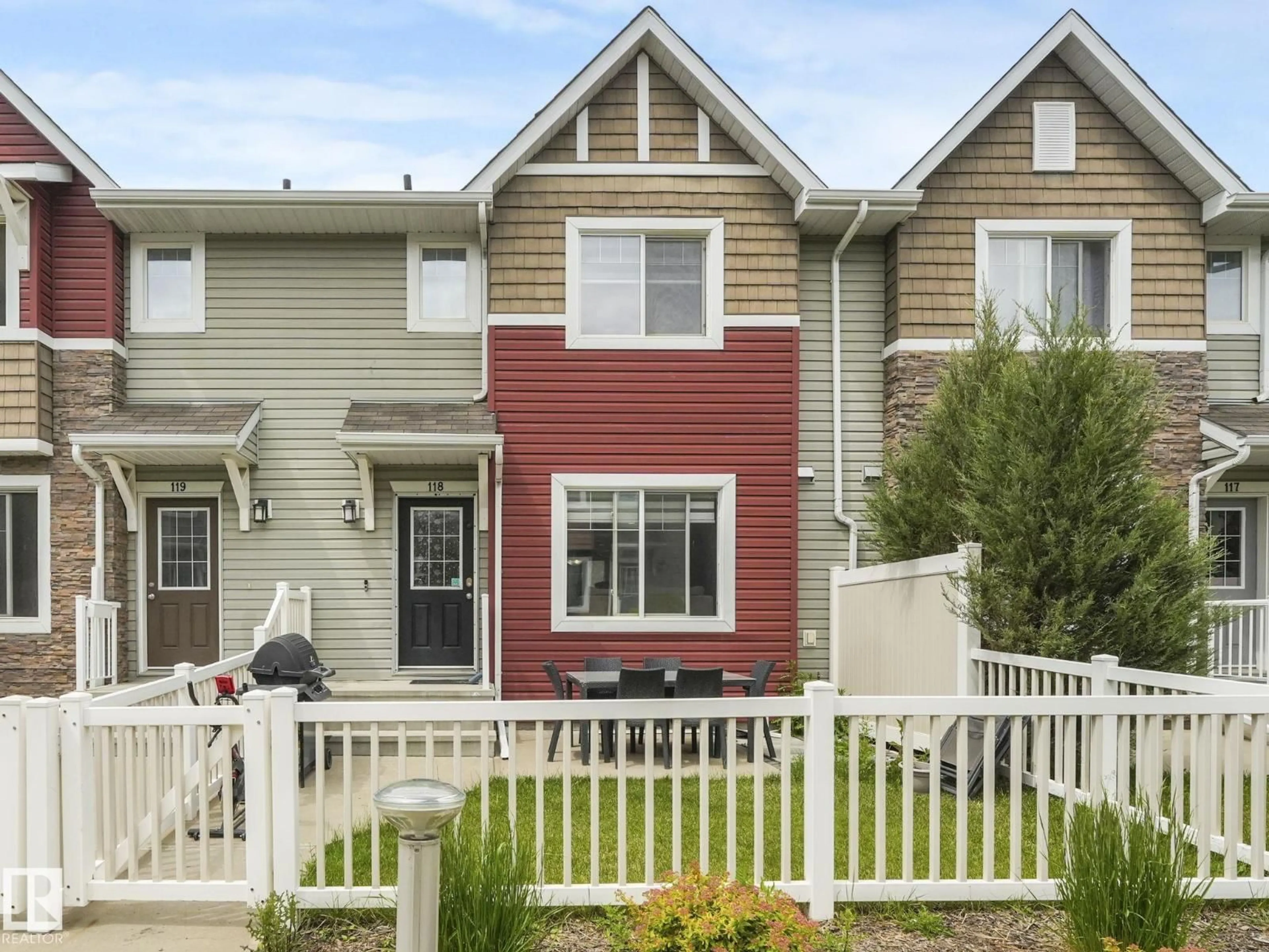 Home with vinyl exterior material, street for #118 - 655 TAMARACK RD, Edmonton Alberta T6T0N4