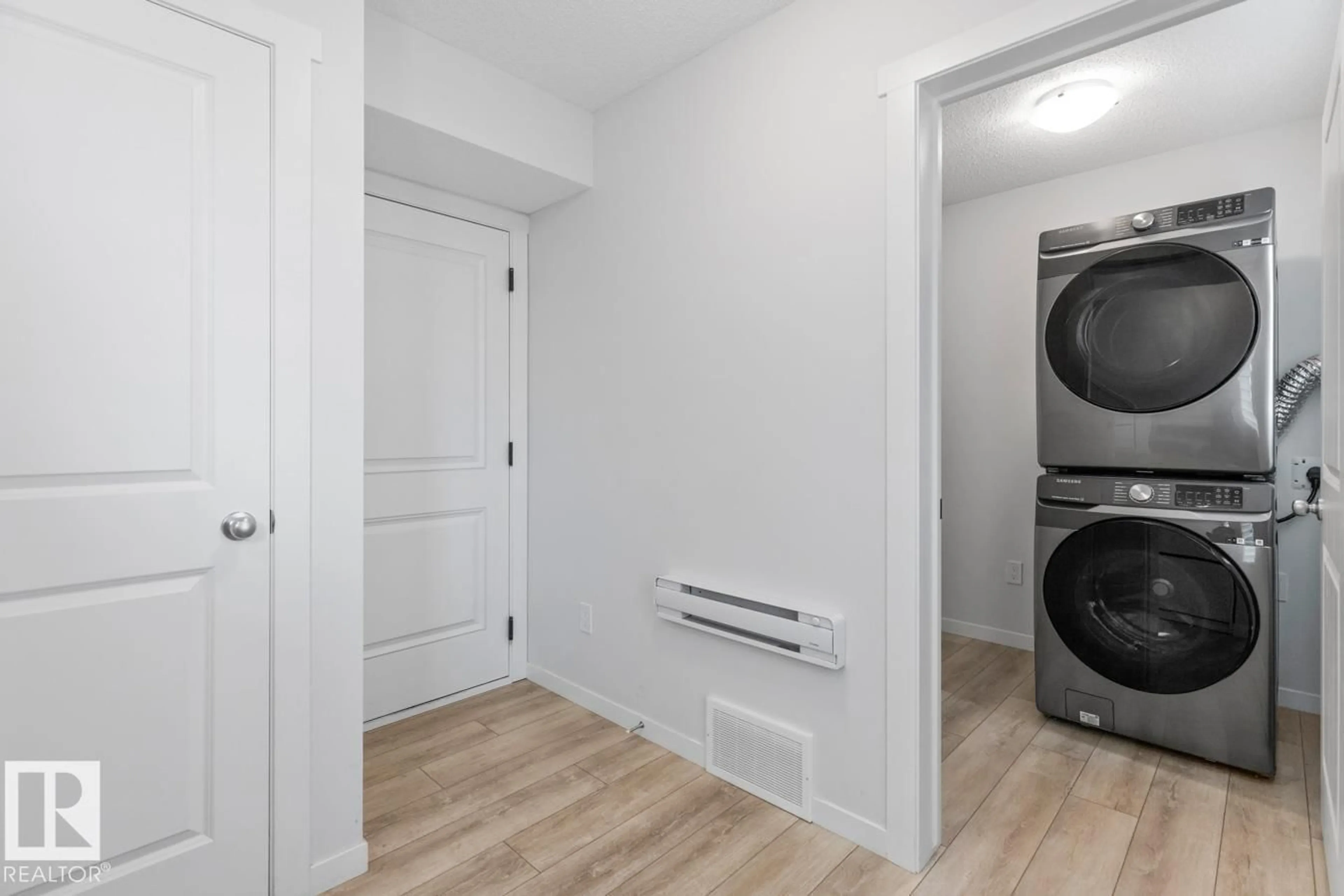 Laundry room for 51 SECORD BV NW, Edmonton Alberta T5T7R9