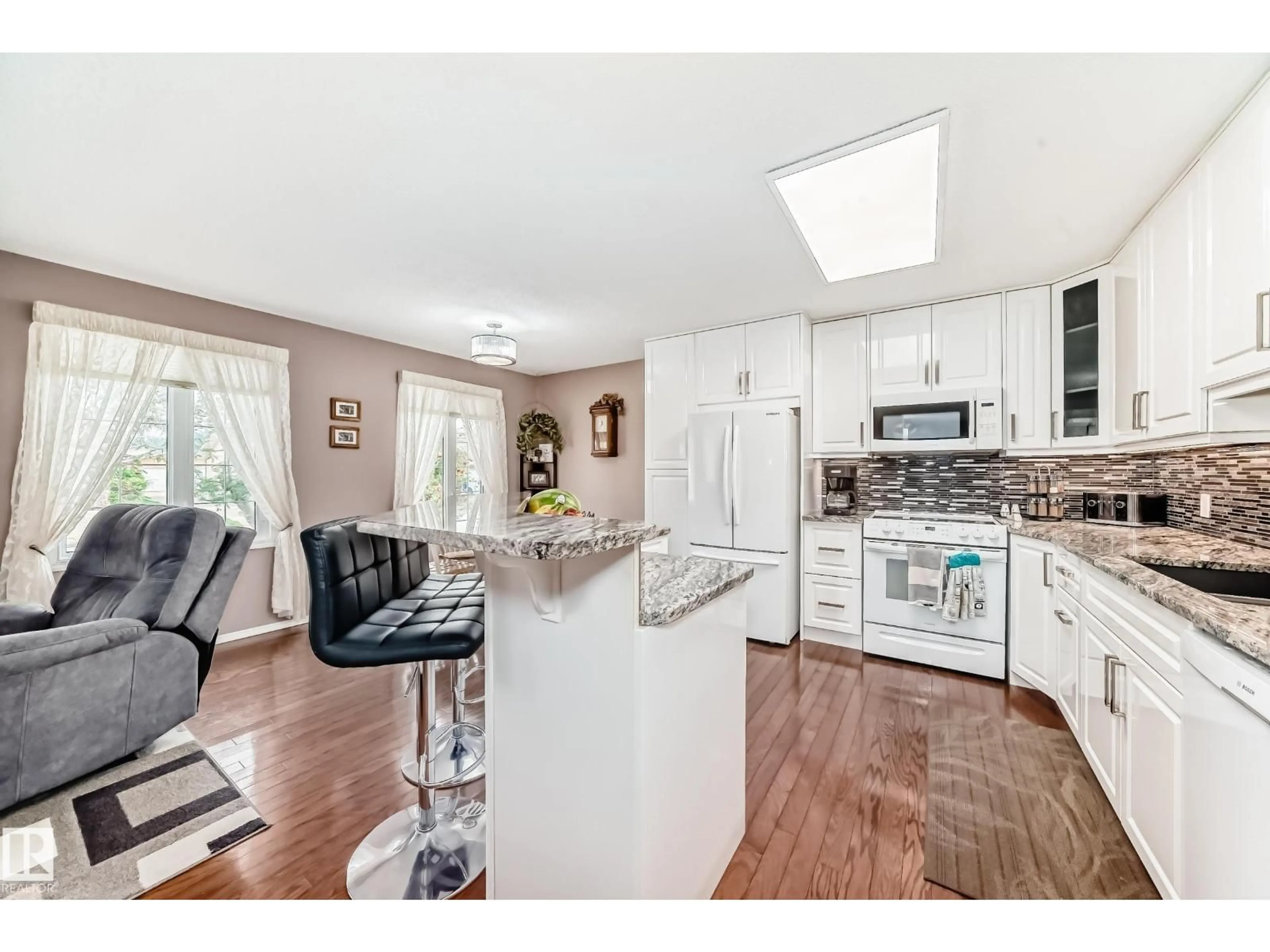 Open concept kitchen, unknown for 229 WARWICK RD, Edmonton Alberta T5X4R1