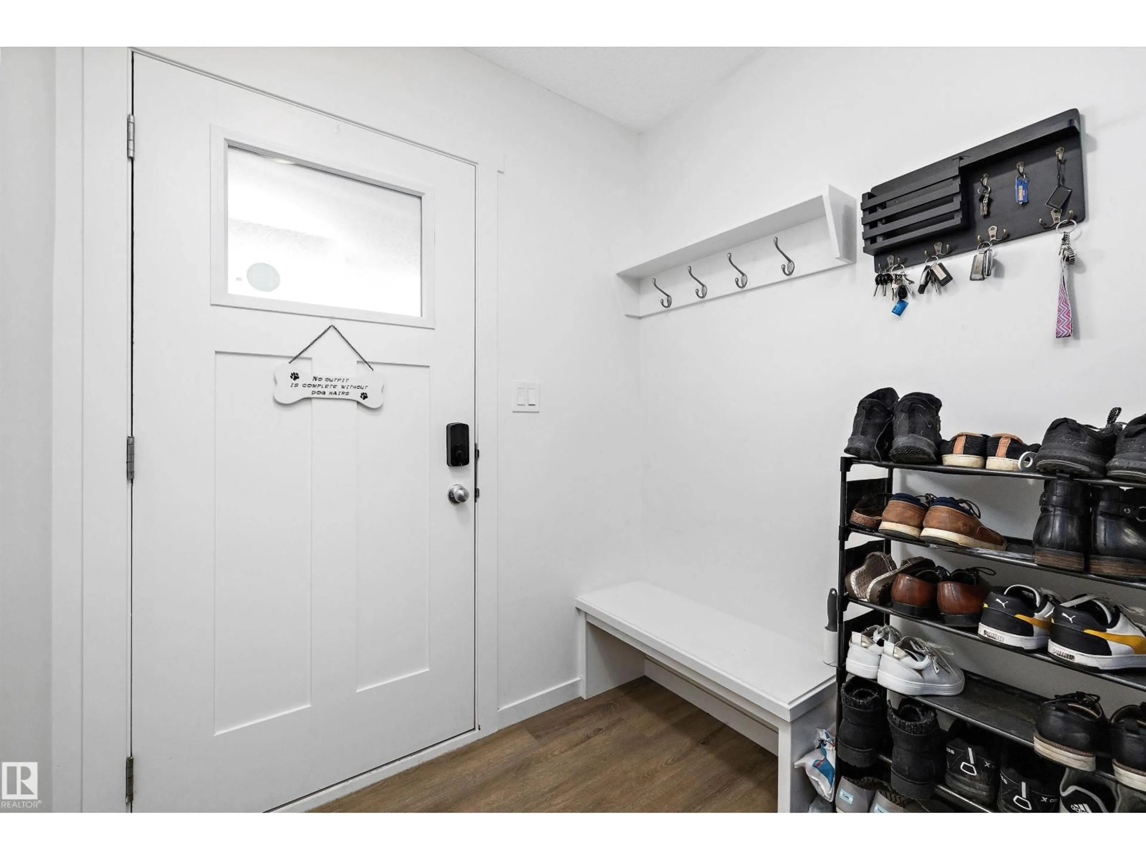 Indoor entryway for #71 - 17832 78 ST, Edmonton Alberta T5Z0P7