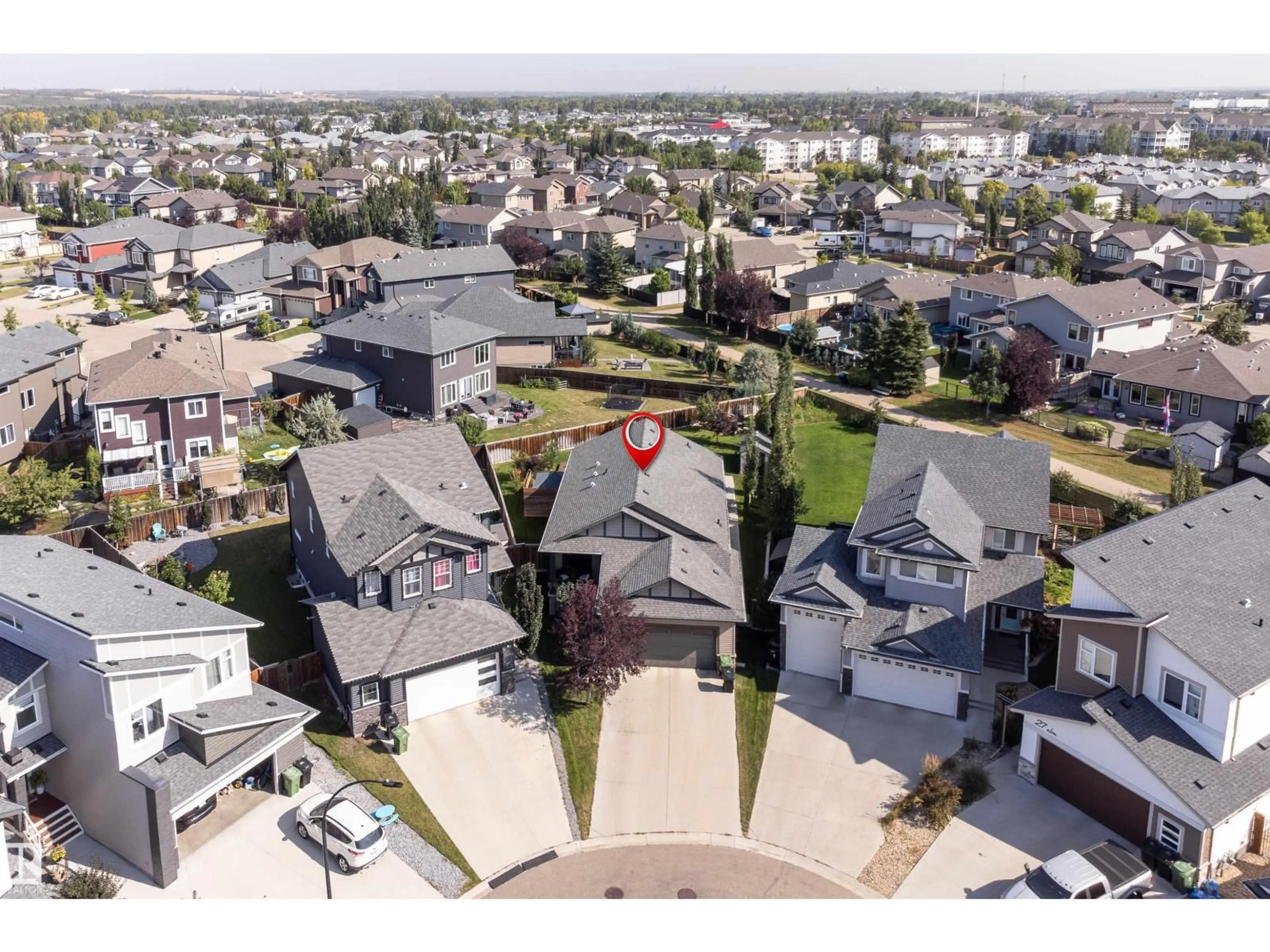 A pic from outside/outdoor area/front of a property/back of a property/a pic from drone, street for 18 ELM ST, Fort Saskatchewan Alberta T8L0R8