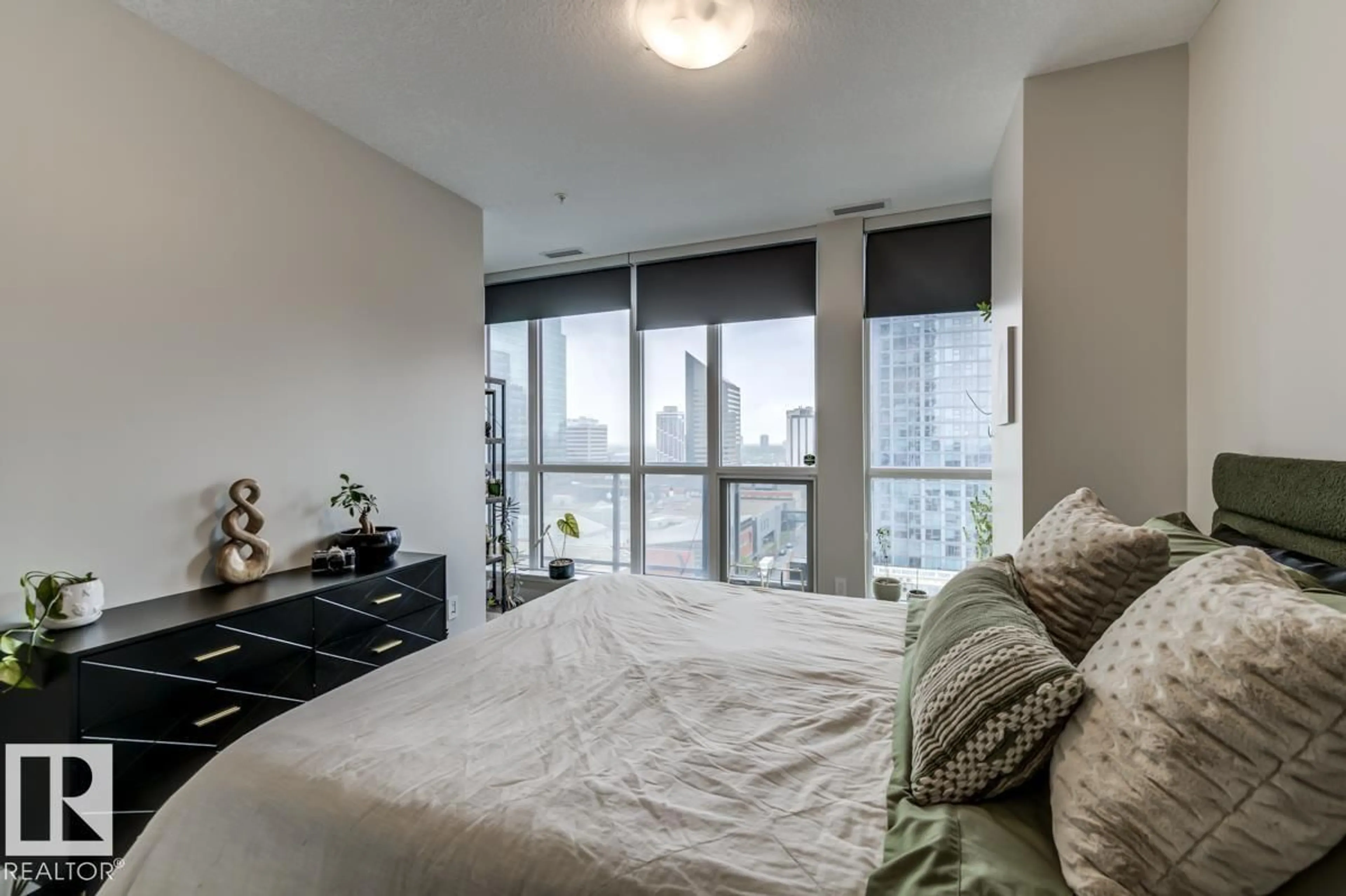 Bedroom with bed, unknown for 10238 - 1201 103 ST, Edmonton Alberta T5J0G6
