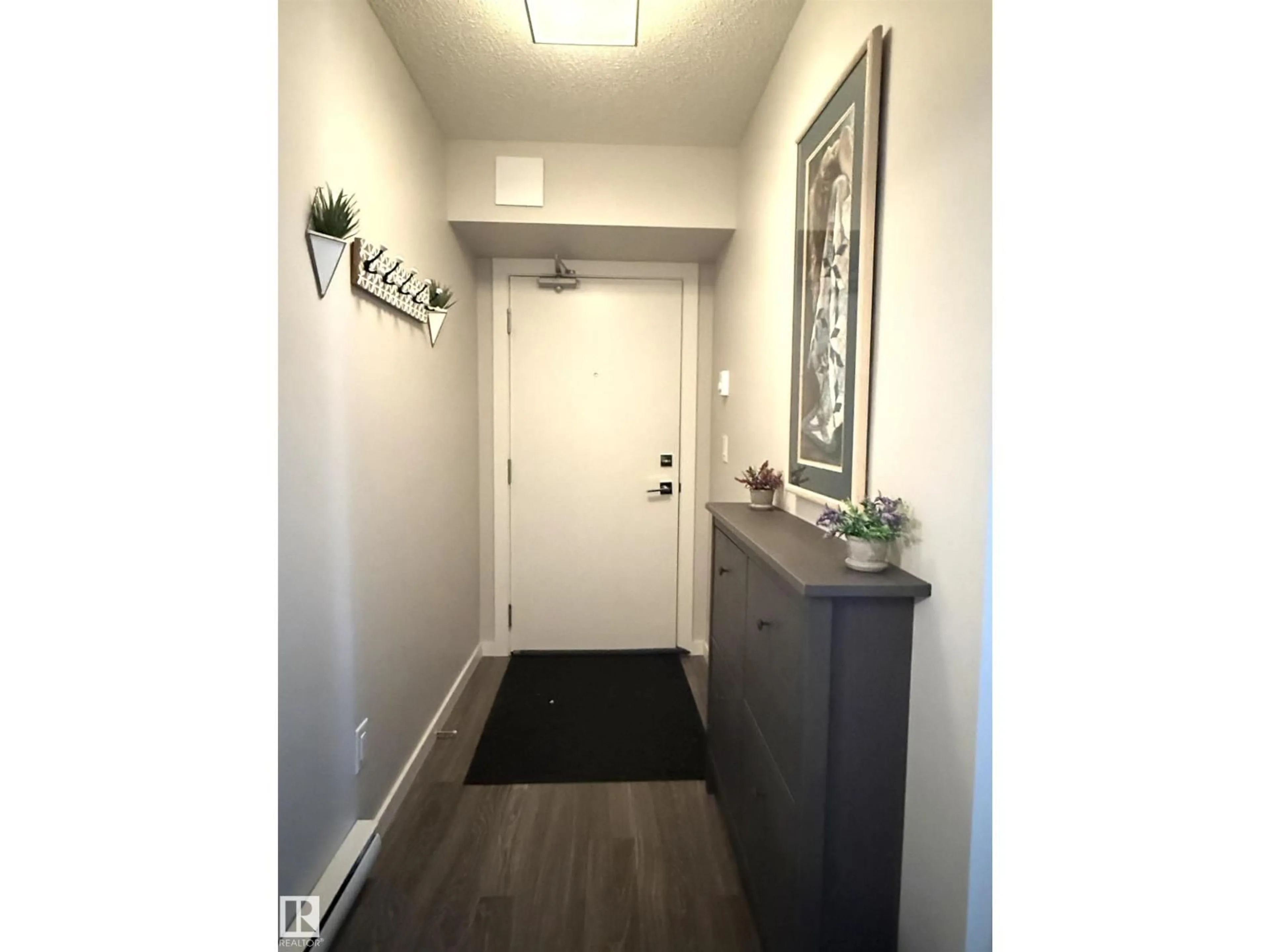 Indoor entryway for 217 - 610 CALAHOO RD, Spruce Grove Alberta T7X2A7