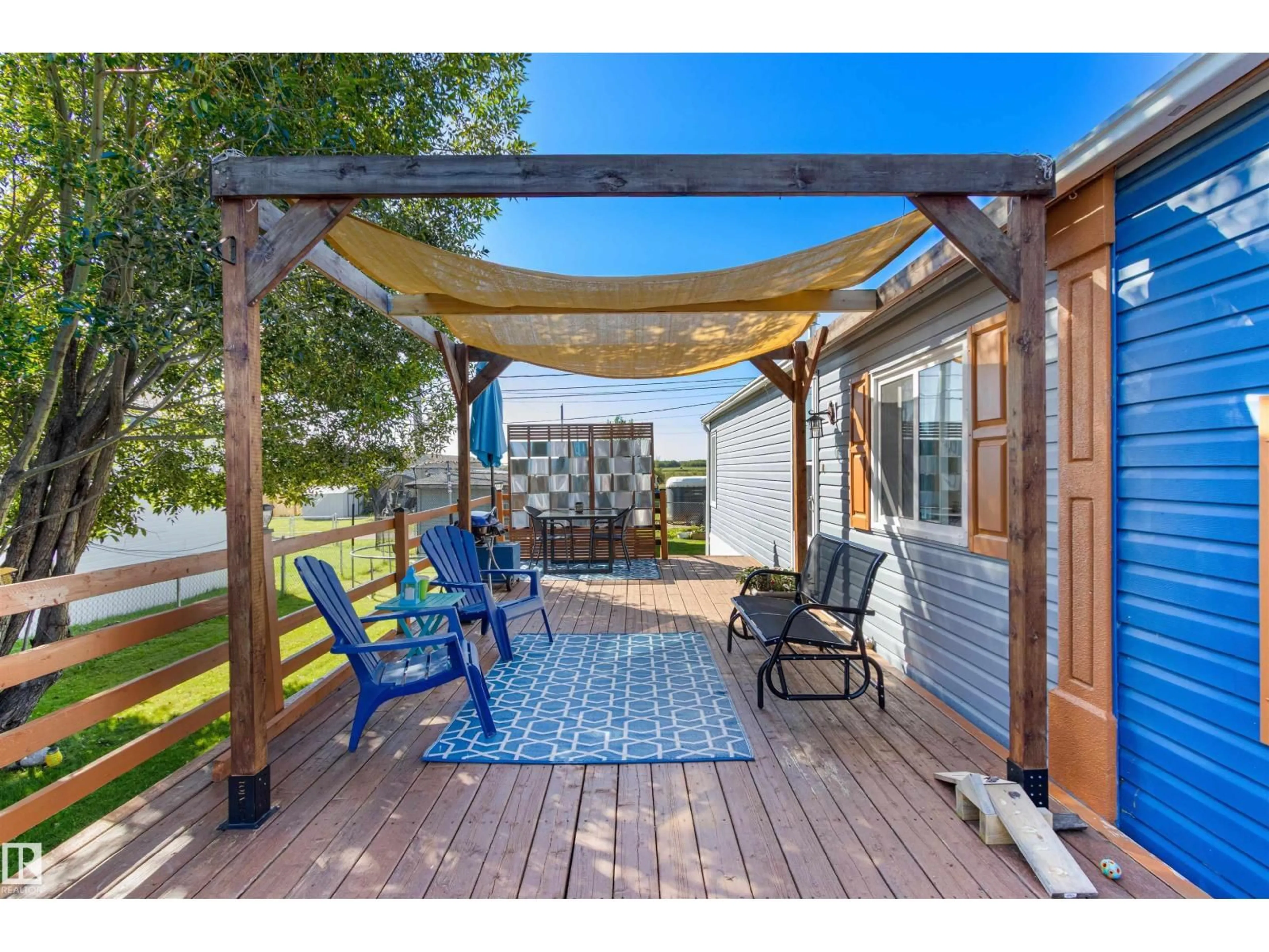 Patio, water/lake/river/ocean view for 245-49231 RGE RD 80, Rural Brazeau County Alberta T7A1L7