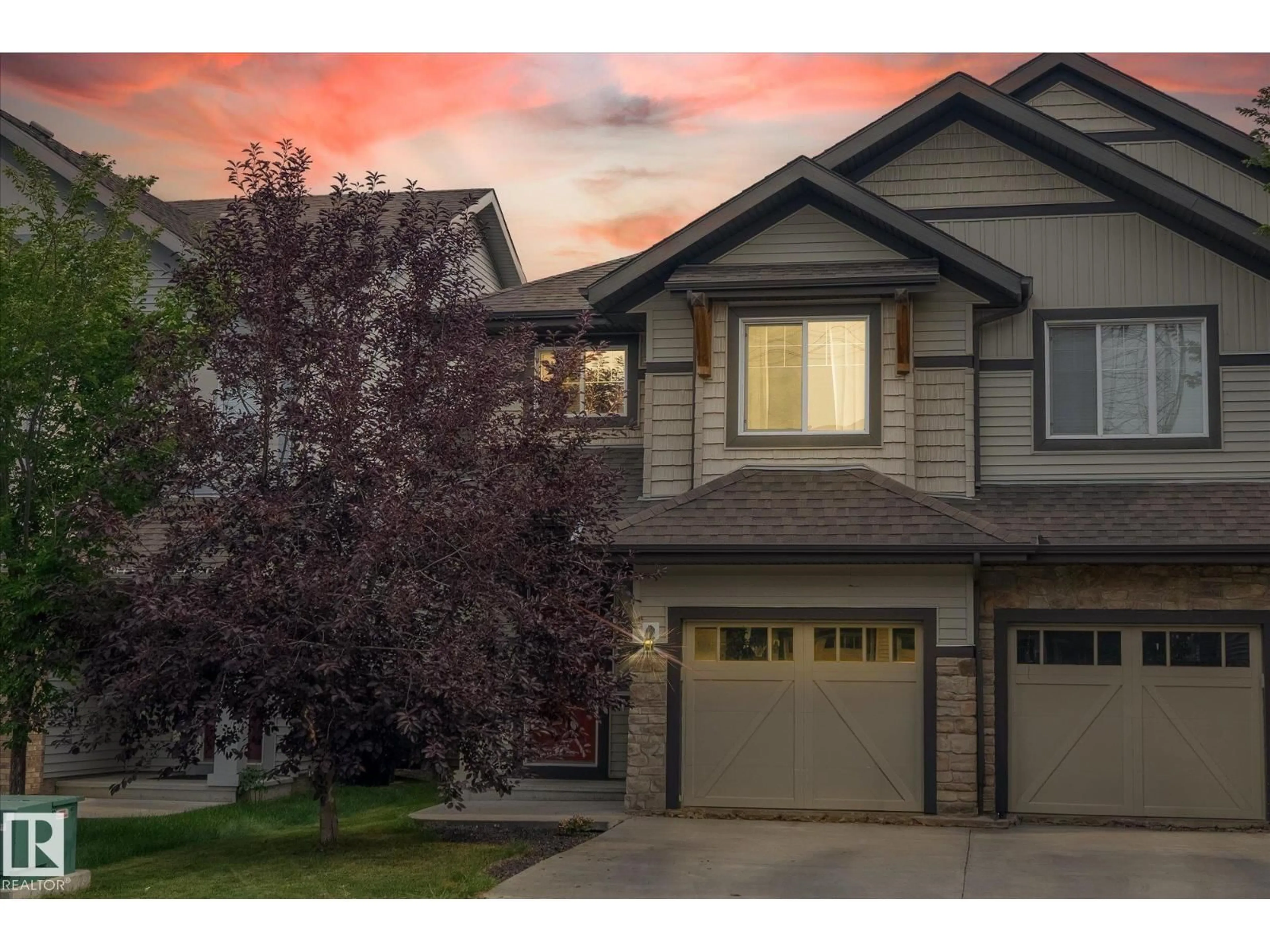 Home with vinyl exterior material, street for 1641 CHAPMAN WY, Edmonton Alberta T6W0Y5