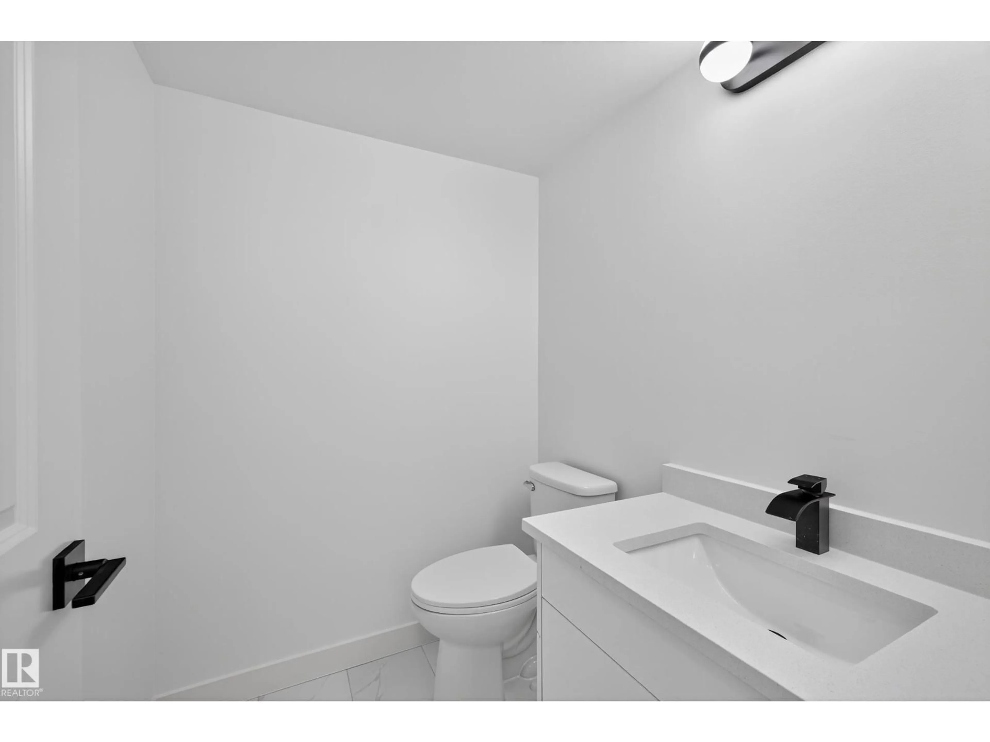 Standard bathroom, unknown for NW - 17136 100 ST, Edmonton Alberta T5X5H3