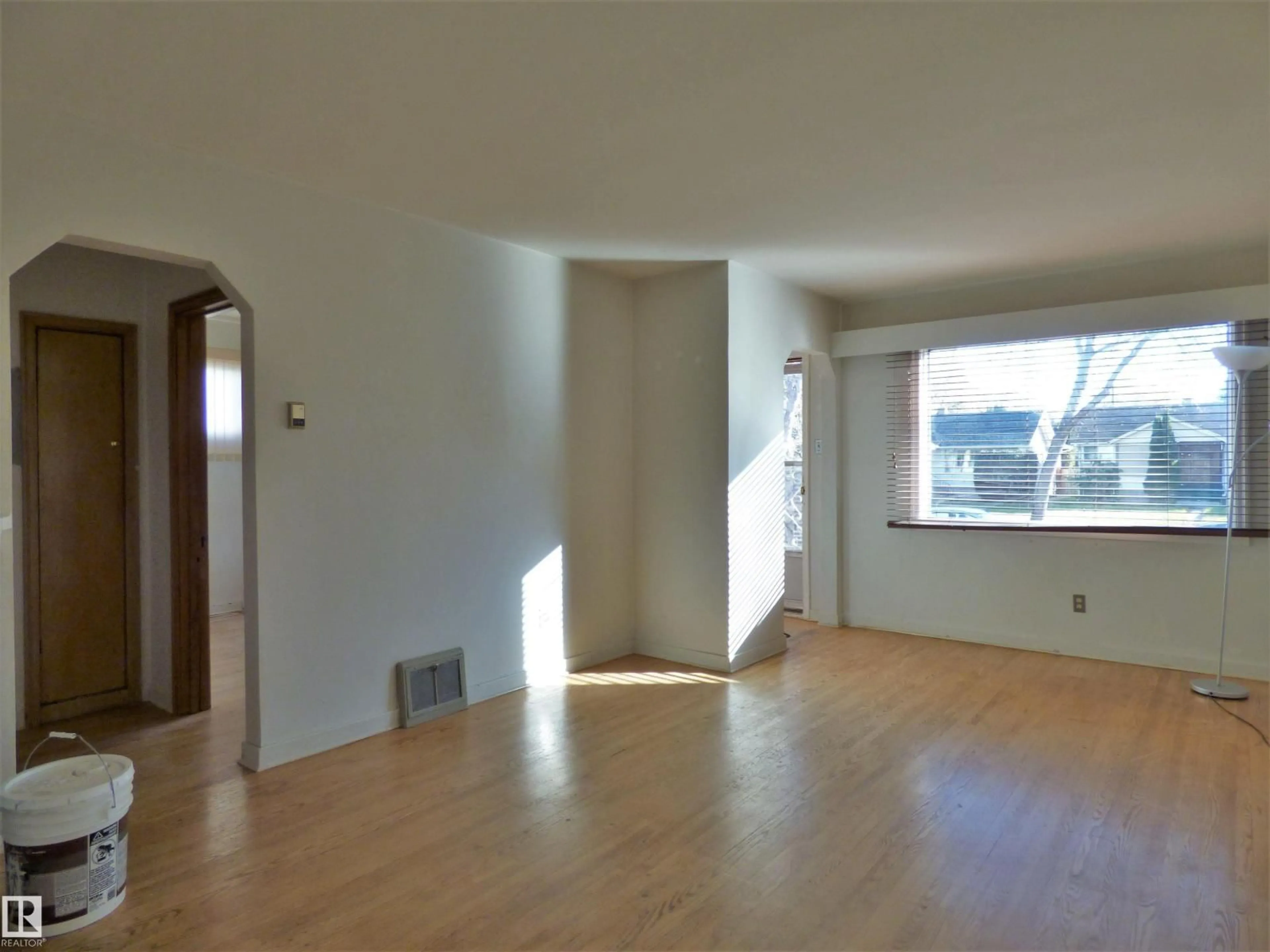 A pic of a room for NW - 11206 104 ST, Edmonton Alberta T5G2K5