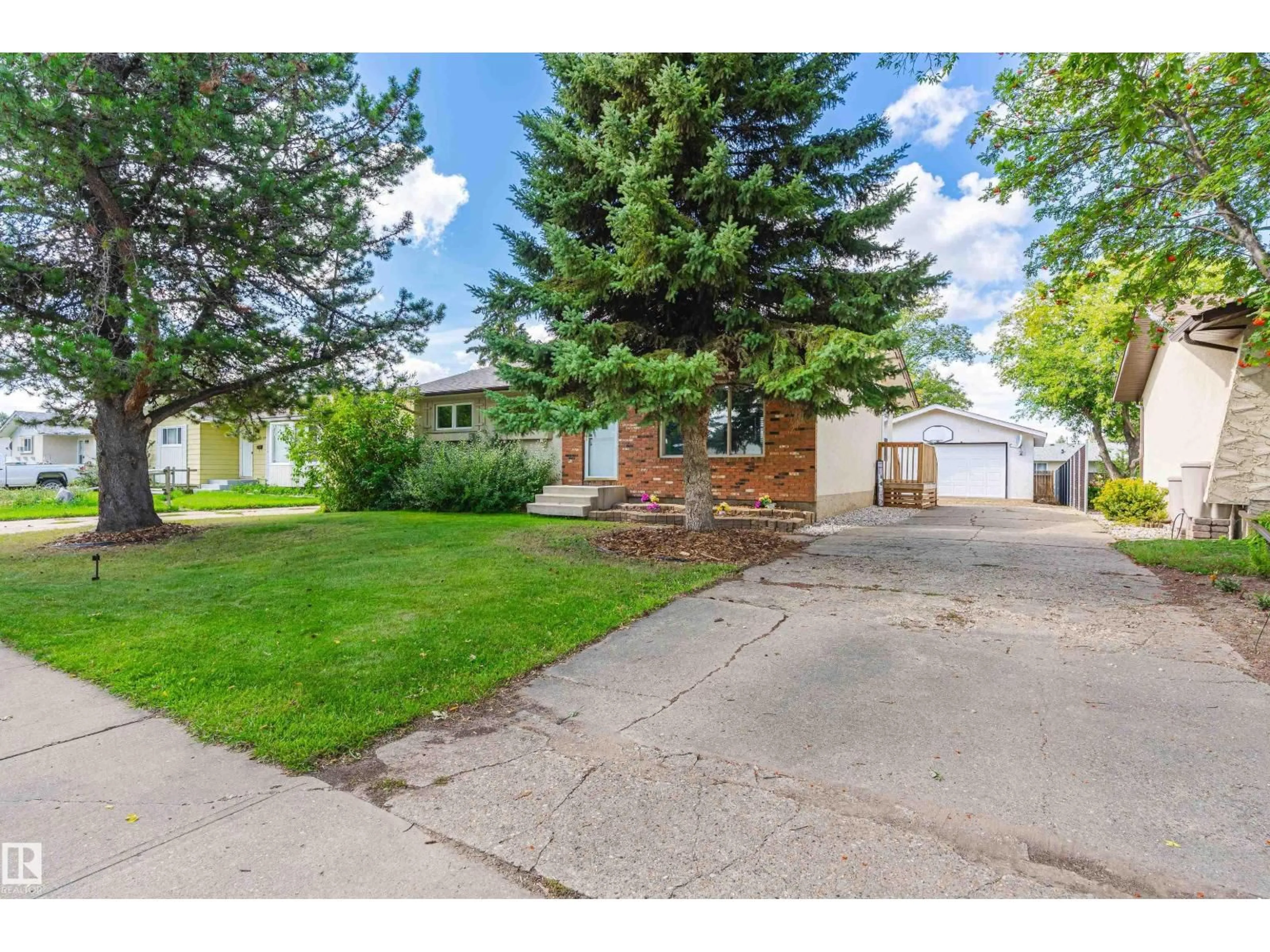 A pic from outside/outdoor area/front of a property/back of a property/a pic from drone, street for 5120 53 ST, Bon Accord Alberta T0A0K0