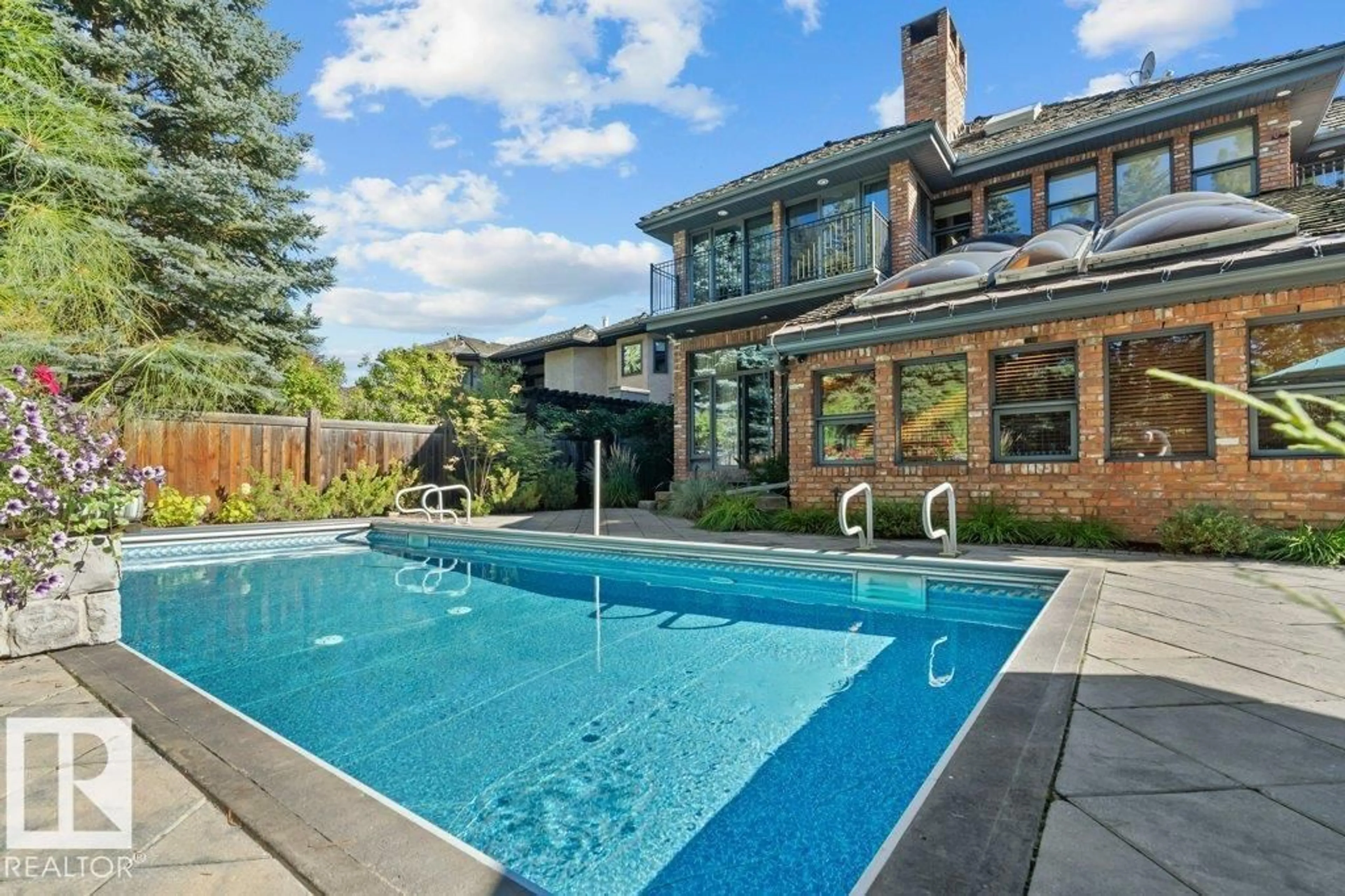 Pool for 738 WHEELER W, Edmonton Alberta T6M2E8