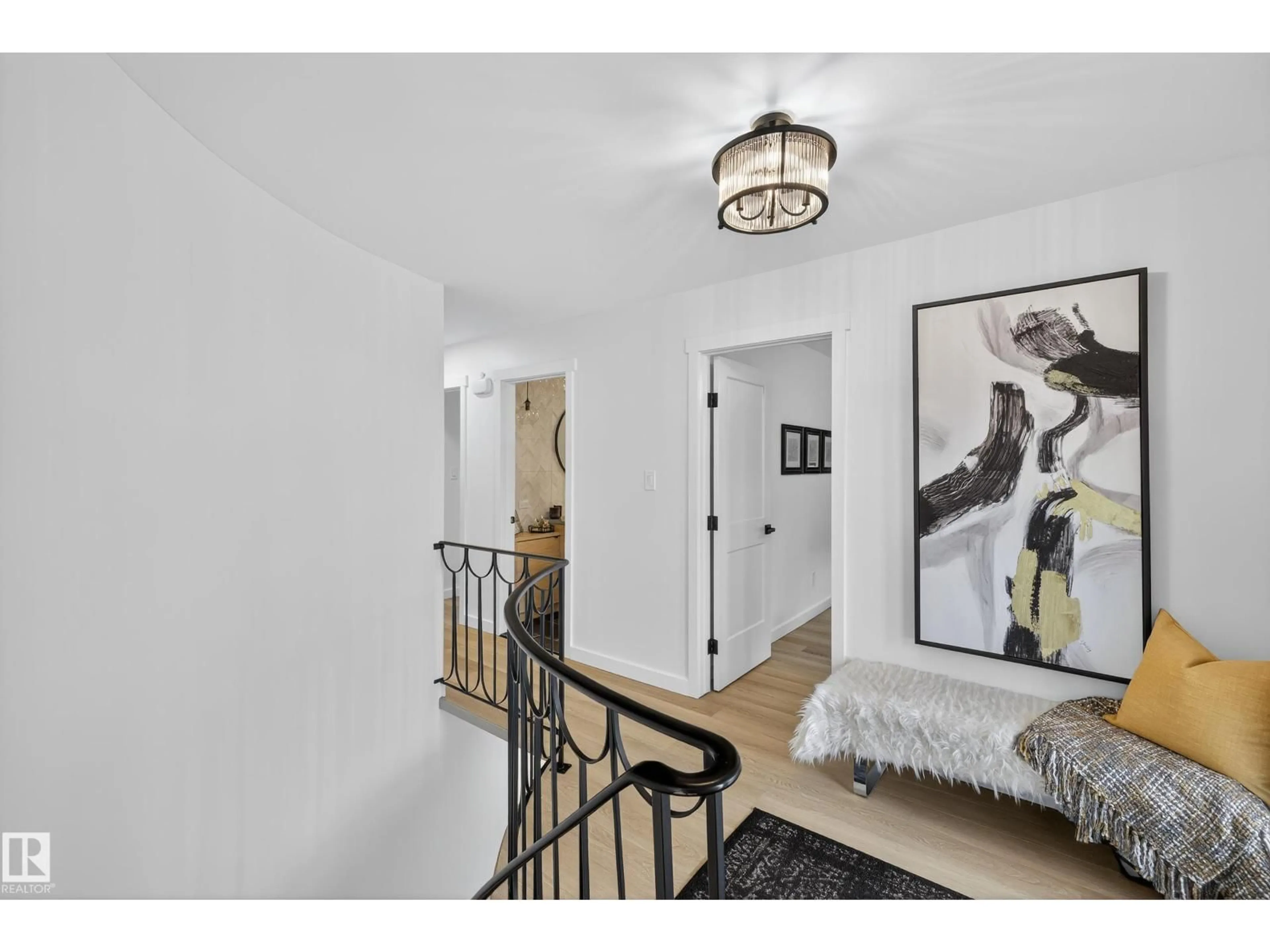 Indoor entryway for 46 GLENGARRY CR, Sherwood Park Alberta T8A3A2
