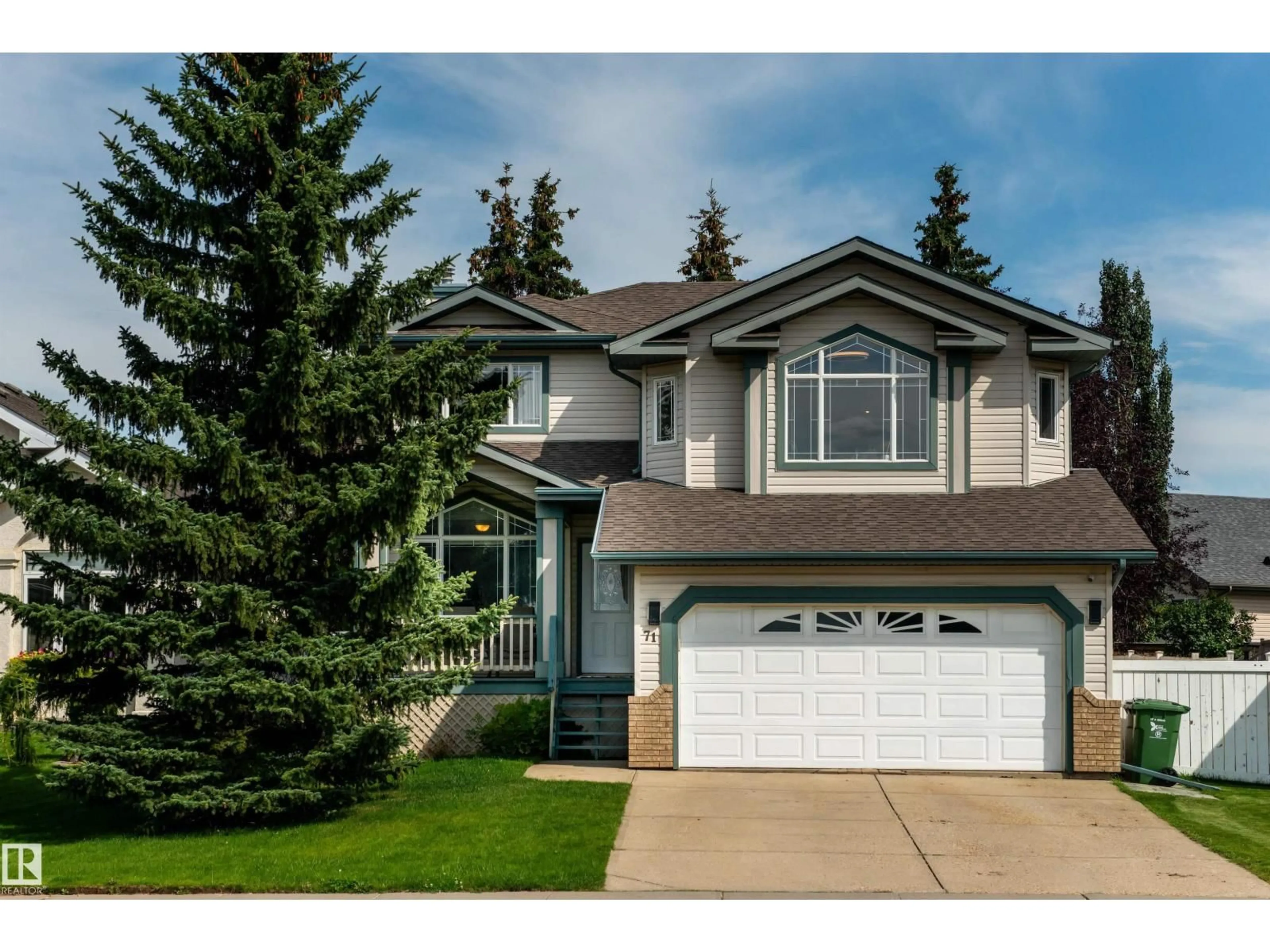 Home with vinyl exterior material, street for 71 RUE BOUCHARD, Beaumont Alberta T4X1N7