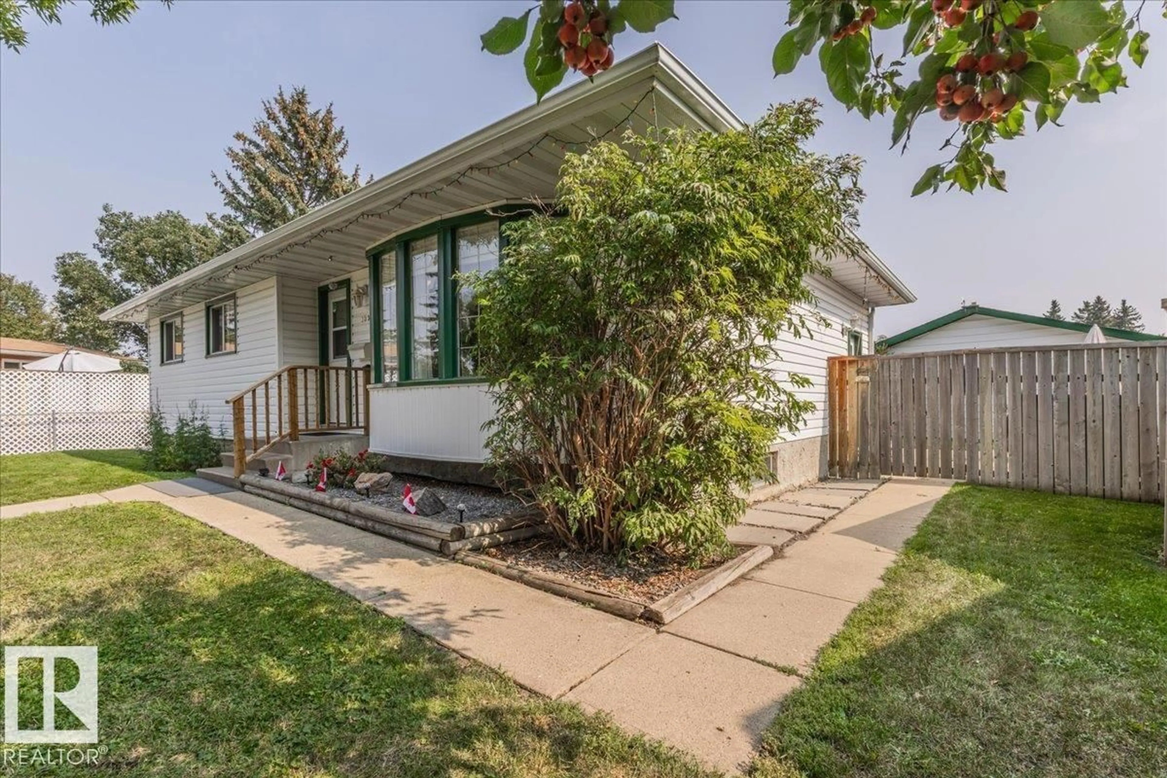 Home with vinyl exterior material, street for 133 ELM CR, Wetaskiwin Alberta T9A2C7