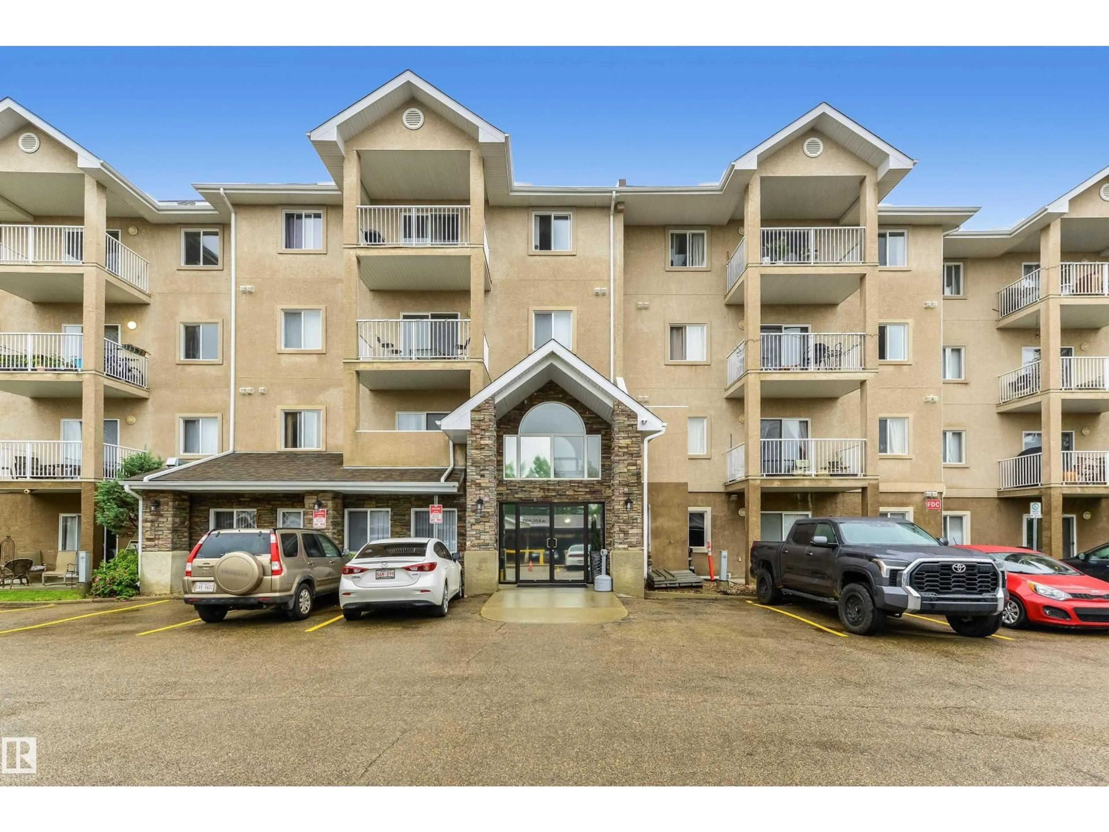 Indoor foyer for #226 - 2305 35A AV NW, Edmonton Alberta T6T1Z2