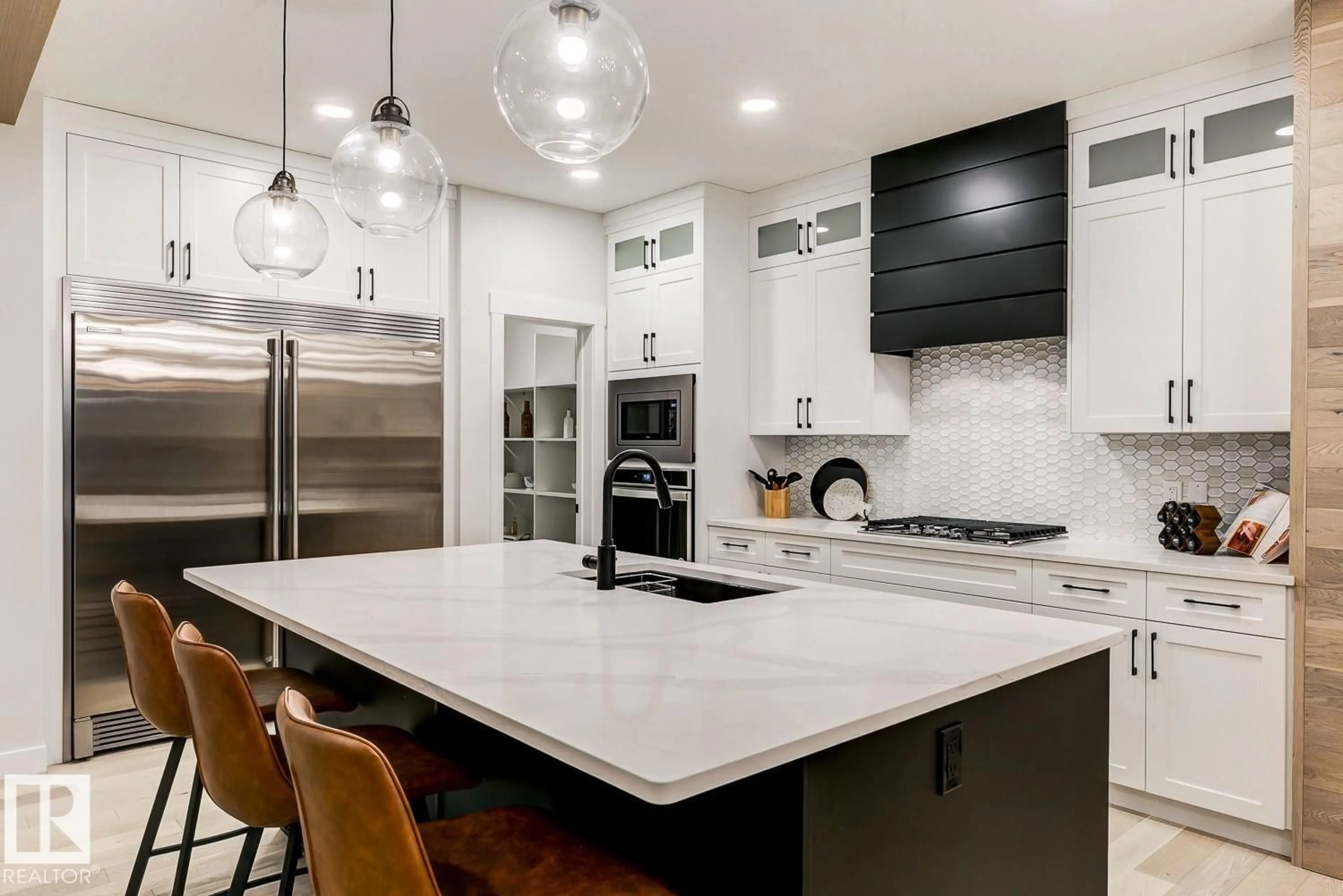 Contemporary kitchen, ceramic/tile floor for 128 JENNIFER CR, St. Albert Alberta T8N8B6